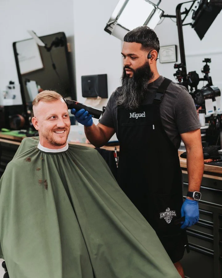 💈Book your appointments while slots are available for this weekend. Book ahead so you will be sure to get on the books💈
Barber:@entheos_thebarber
e
#barbershop #beards #blurryfade #elonnc #saxpahawnc #mebanenc #alamancebarbers #ncbarbers #ncbarbers