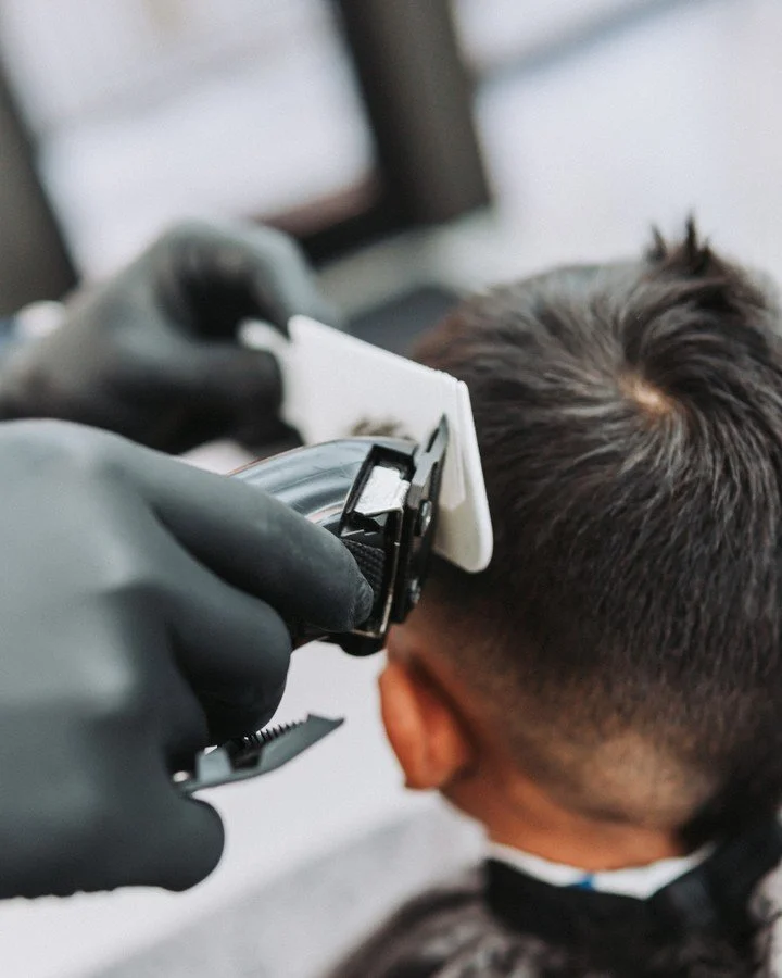 💈Book your appointments while slots are available for this weekend. Book ahead so you will be sure to get on the books💈
Barber:@entheos_thebarber

#barbershop #beards #blurryfade #elonnc #saxpahawnc #mebanenc #alamancebarbers #ncbarbers #ncbarbersh