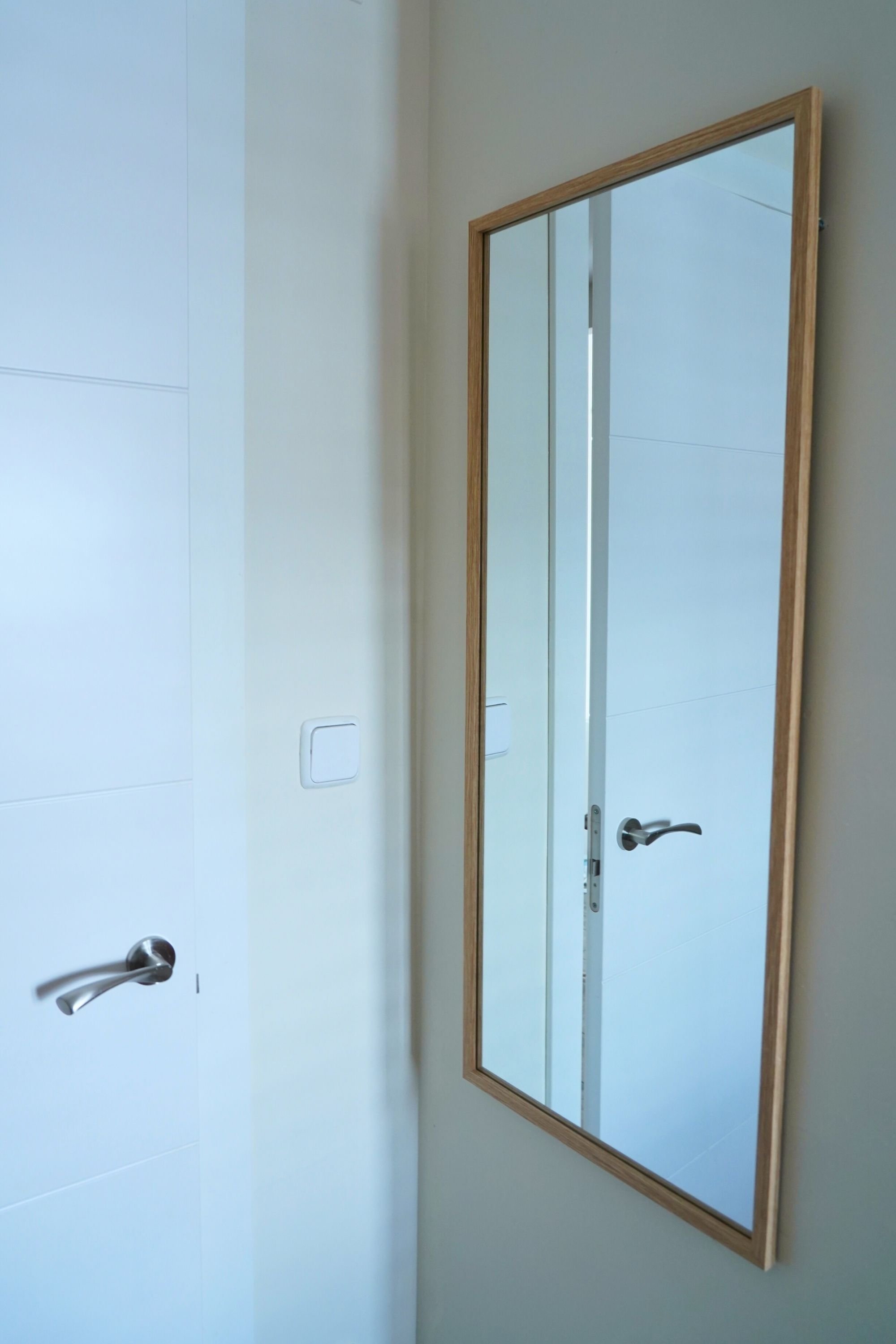MM1 Orange bedroom vertical 7.jpg