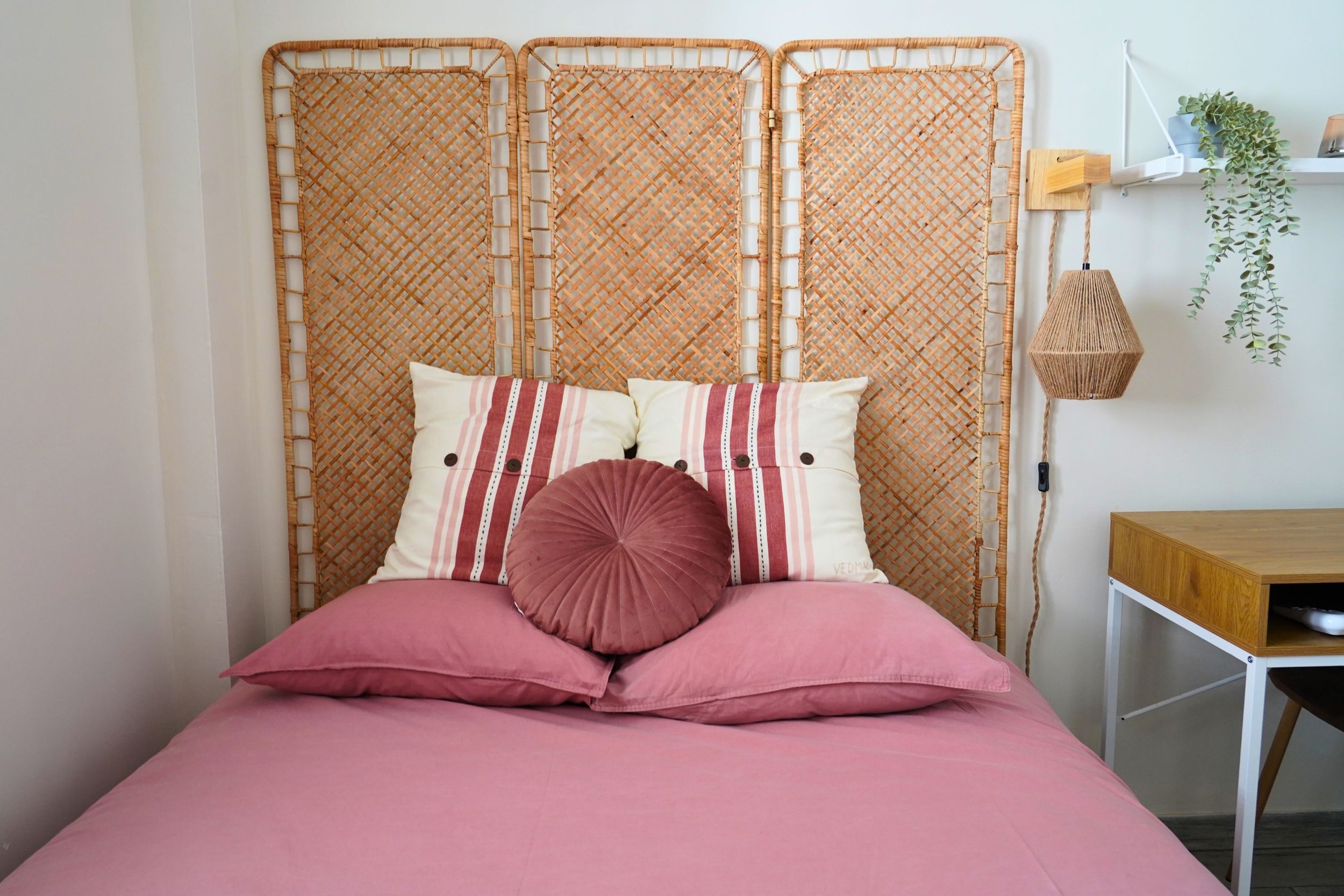 MM1 Pink bedroom horizontal 9.jpg