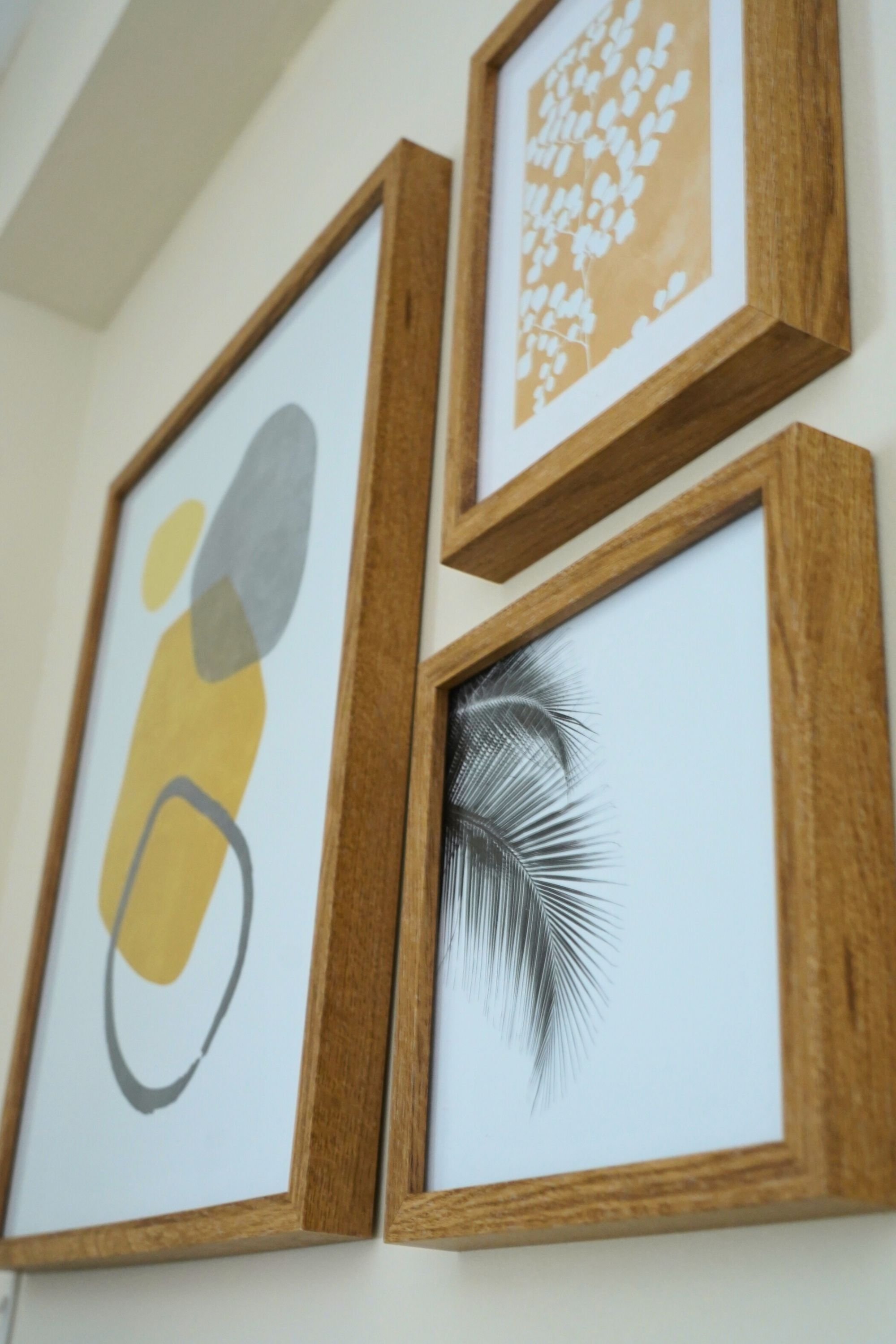 MM1 Yellow bedroom vertical 10.jpg