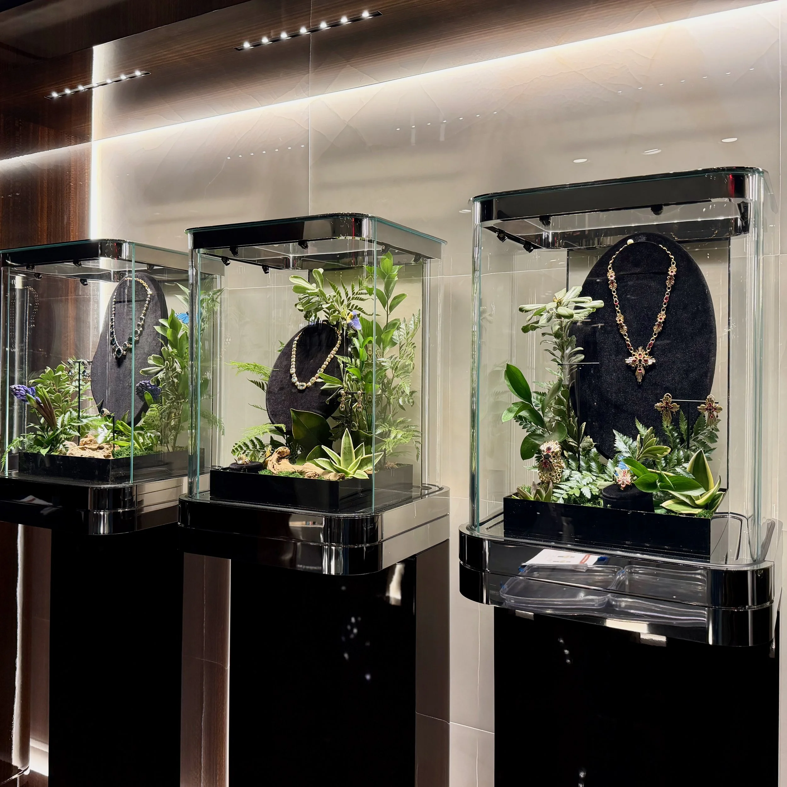 Real greenery installation for Dolce & Gabbana Jewelry at the Madison Avenue boutique in New York