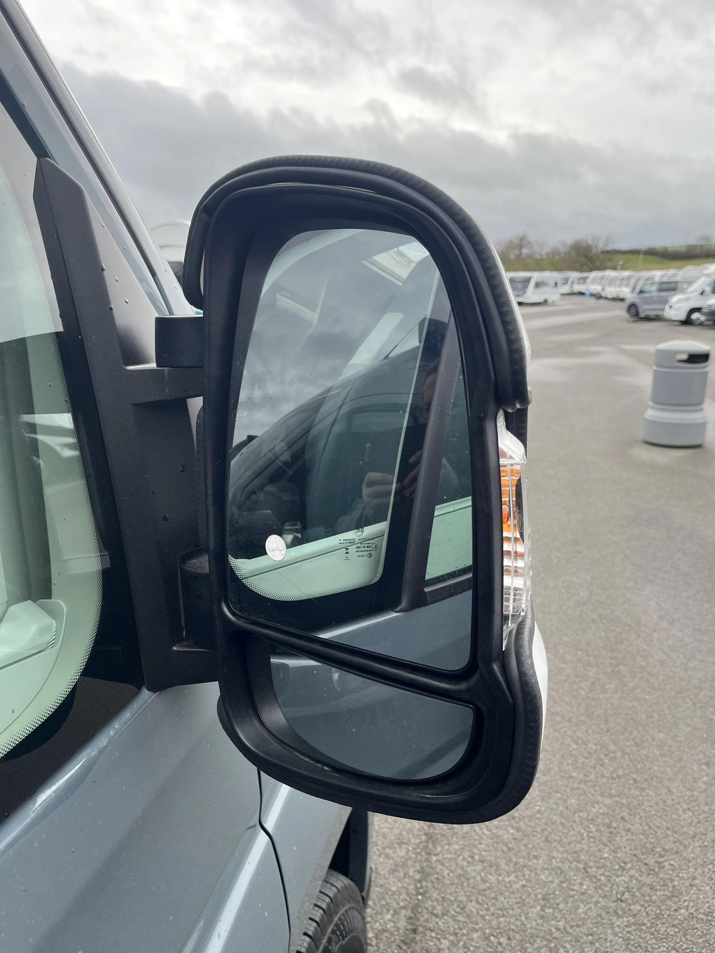 New Mirrorguard White Short b.JPG