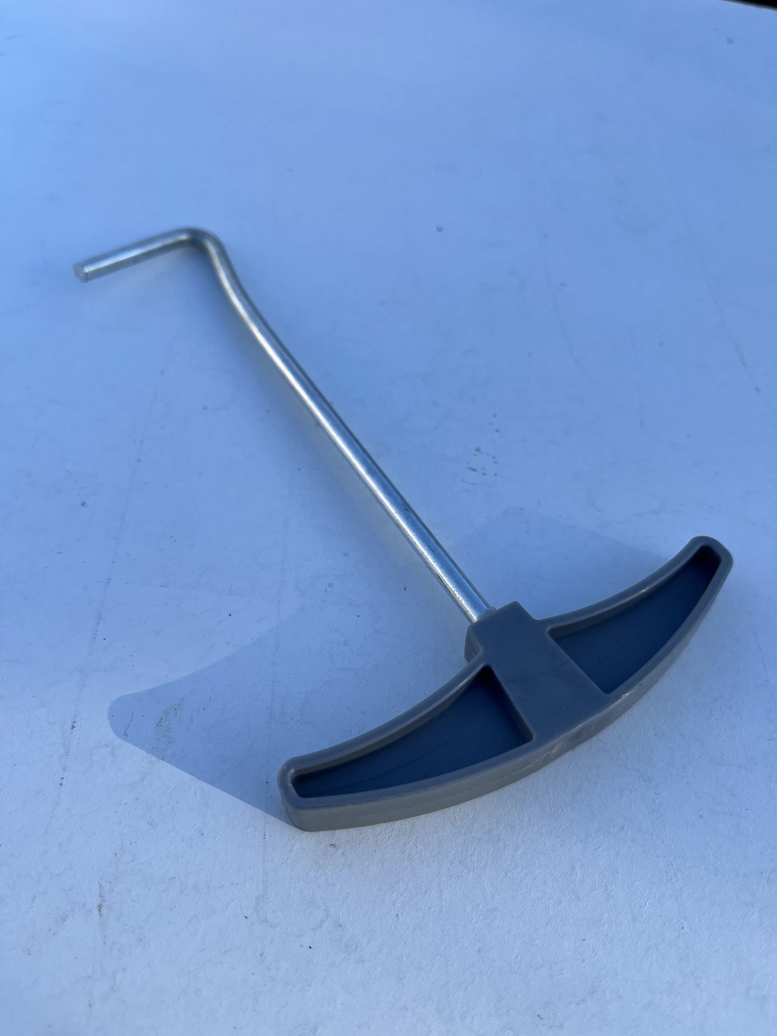 379 Peg Puller a.JPG