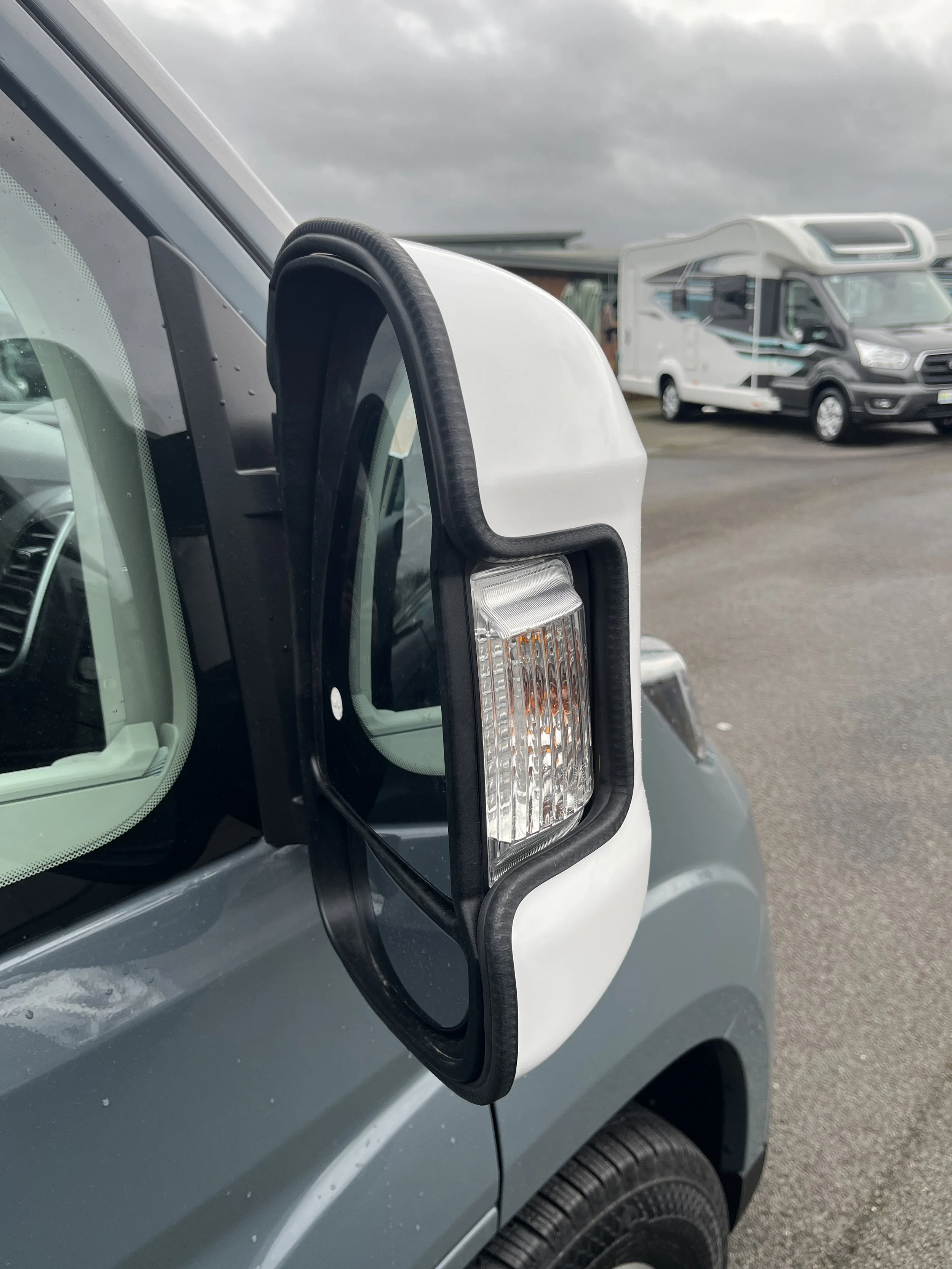 New Mirrorguard White Short c.JPG