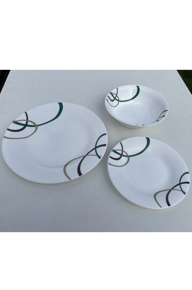 399 Curves crockery a.jpg