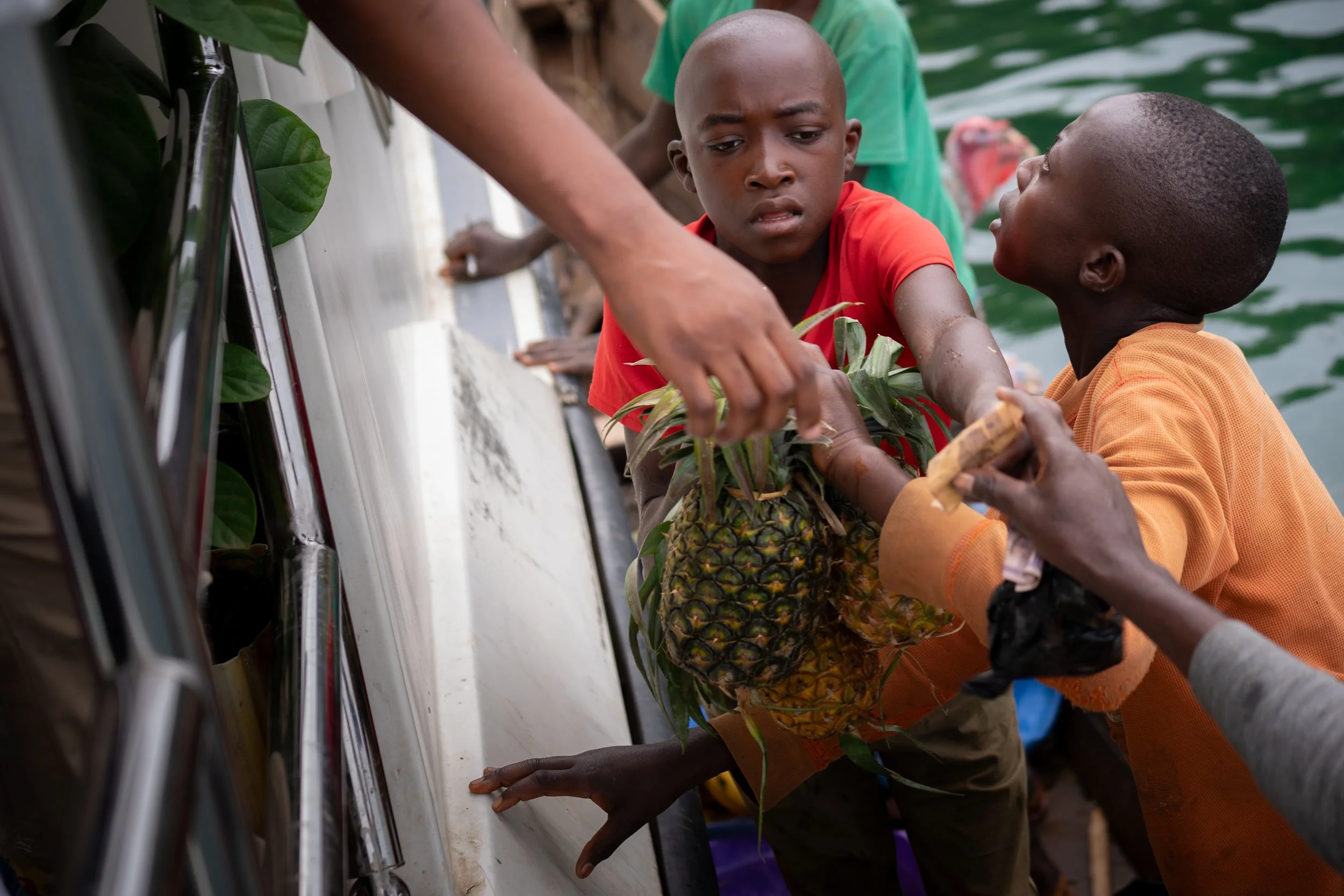 DRC - KIVU - MERCHANTS OF THE LAKE - RN-6.jpg