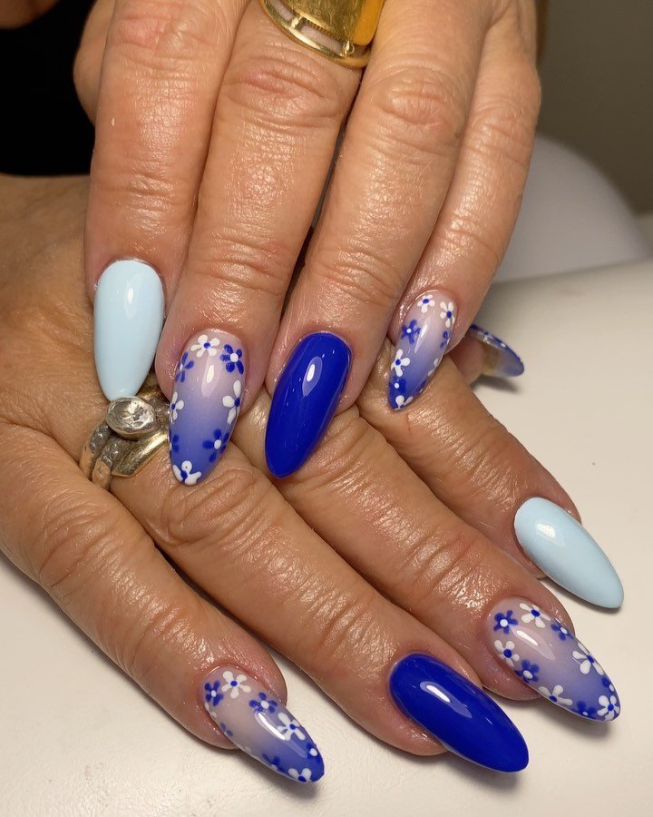 💙 Beauty Way: Blue design Acrylic Nails
 
#nails #nailsnailsnails #nailart #zante #zante_greece #laganas #nail #lovenails #naildesign #nailaddict #nailartist #nailtechlife#acrylic #acrylicnails #longnails #nailsblue #nailsblue💙#nailartist#nailsofin