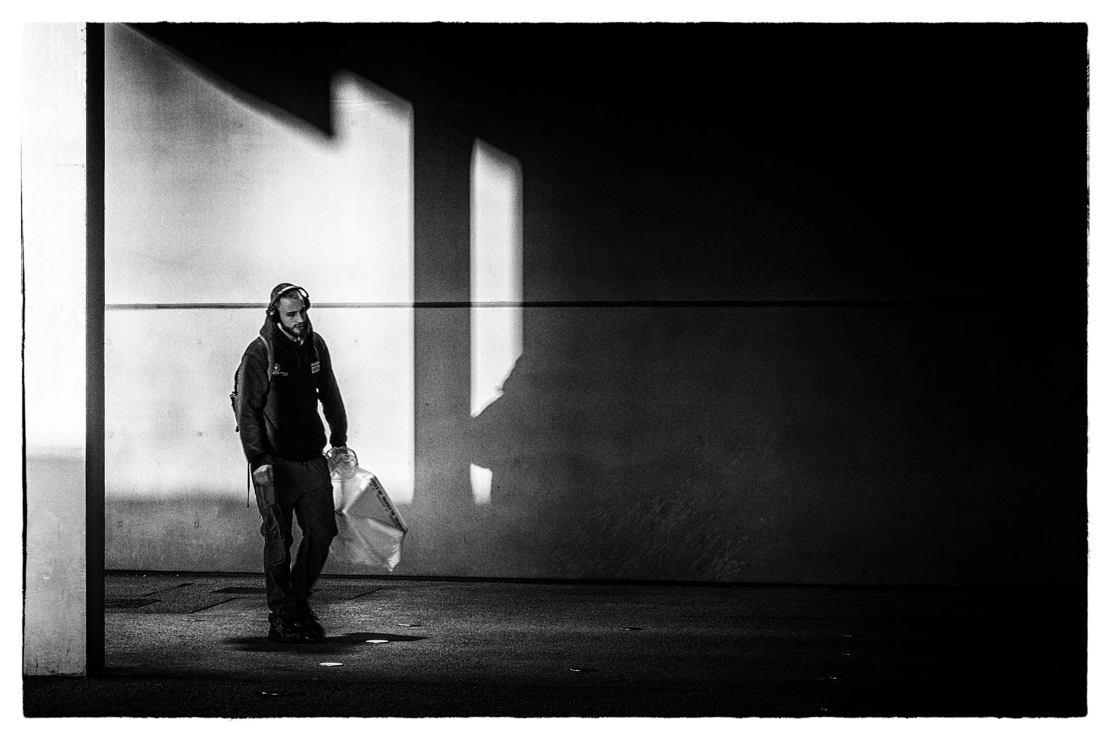 Manchester b&w shadows-2.jpg