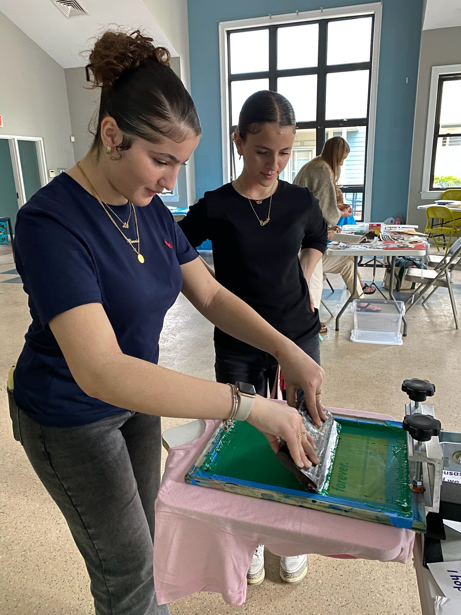 Ñ Press Open Hours at Maverick Landing Community Services