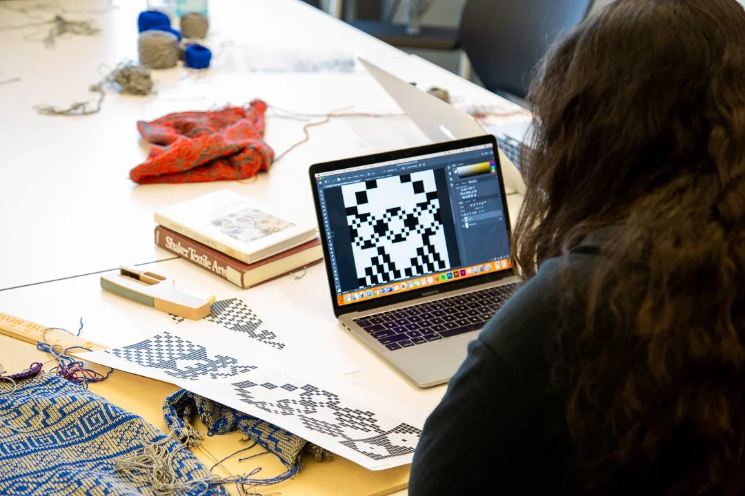 Knitting Together Tradition, Craft, and Globalism in the Digital Age