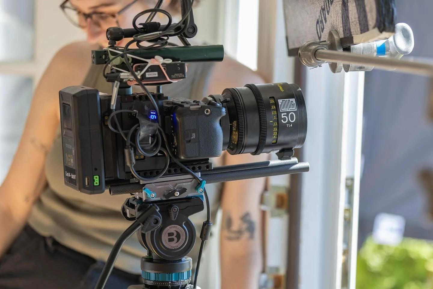 Curious about what we shot on? 
One Last Thing was shot on the Sony FX3 with DZO Arles Lenses (a huge thank you to @liminalspacecle for helping us make it happen!)
#behindthecamera #bts #studentfilm