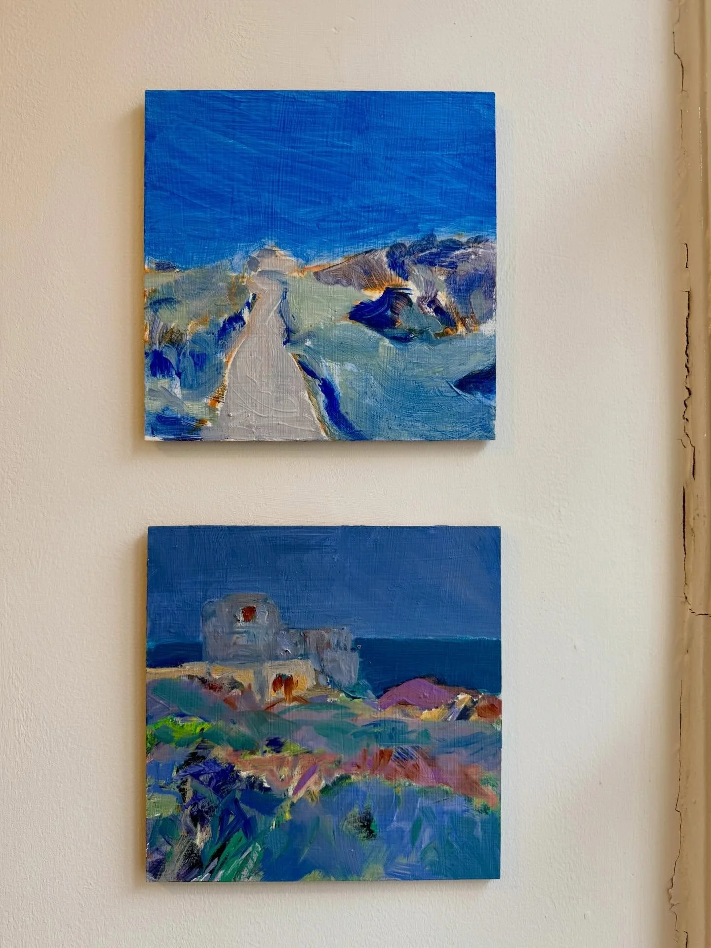 Walking into the gallery to have a sweep up this evening, it was good to see this little pair conversing in the window as the sun faded.