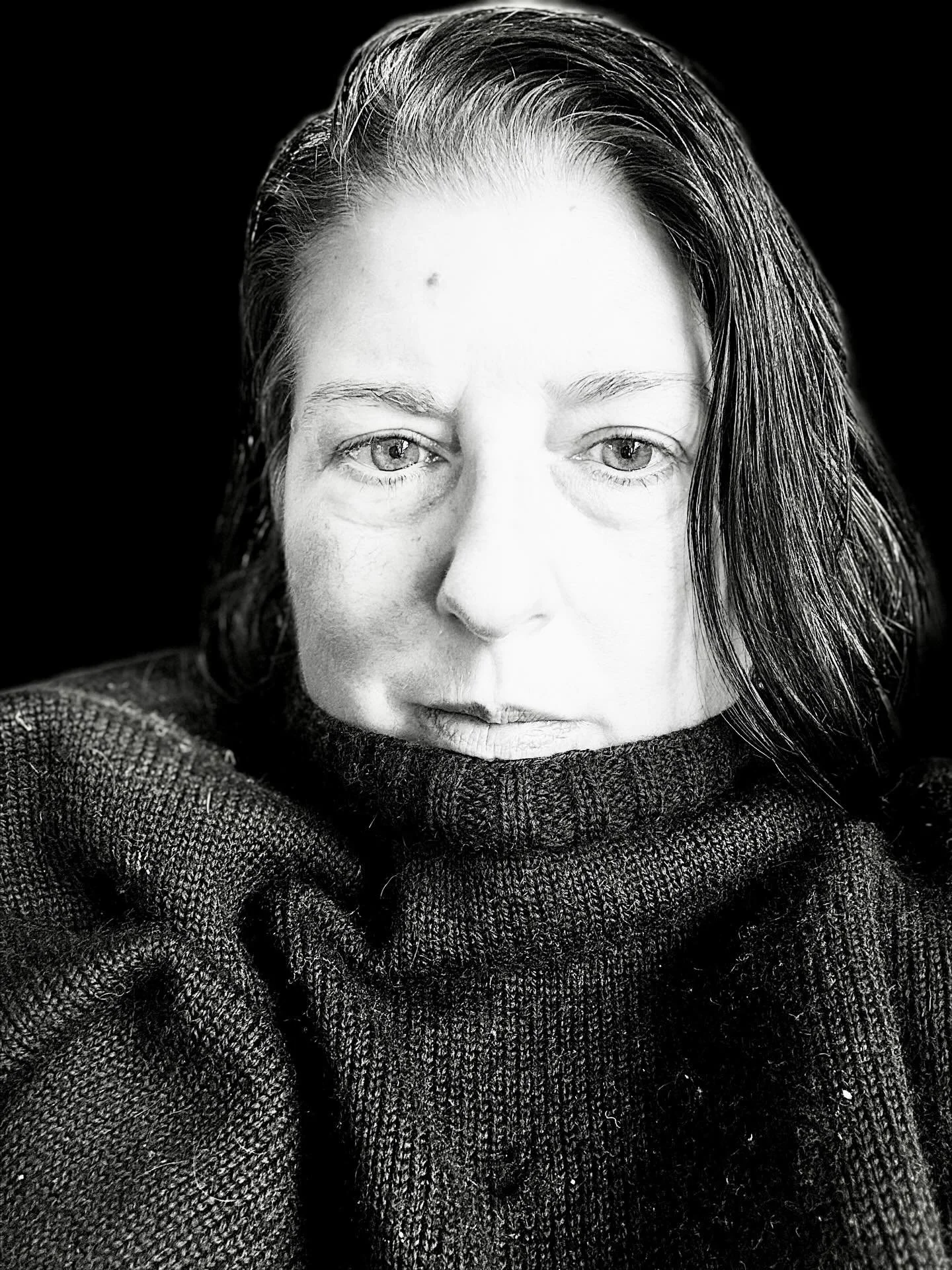 Having a lazy hour or two reading this afternoon before the onslaught of a busy week at work. Thankful for my holey old oversized Guernsey to keep warm having decided that the heating has to go off now it&rsquo;s April. Today I&rsquo;m reading &lsquo