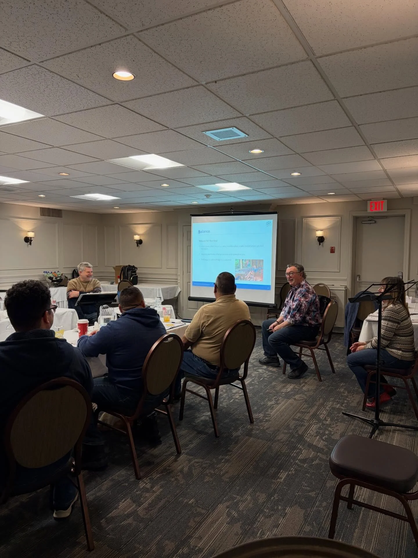 Day 2 rolling along nicely with @sydagravel and @brad228solutions.  Great connections and conversations happening including the importance of peer supporters maintaining their personal resilience. 🙏📈❤️