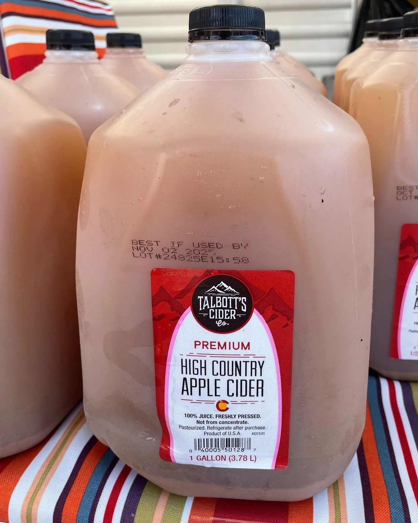 Halloween is right around the corner! Celebrate locally and grab these great items from the market this weekend. 🎃👻
 #fortcollins #colorado #northerncolorado #CO #summer #larimercounty #farmersmarkets #fallincolorado #lovelandcolorado #noco #Color