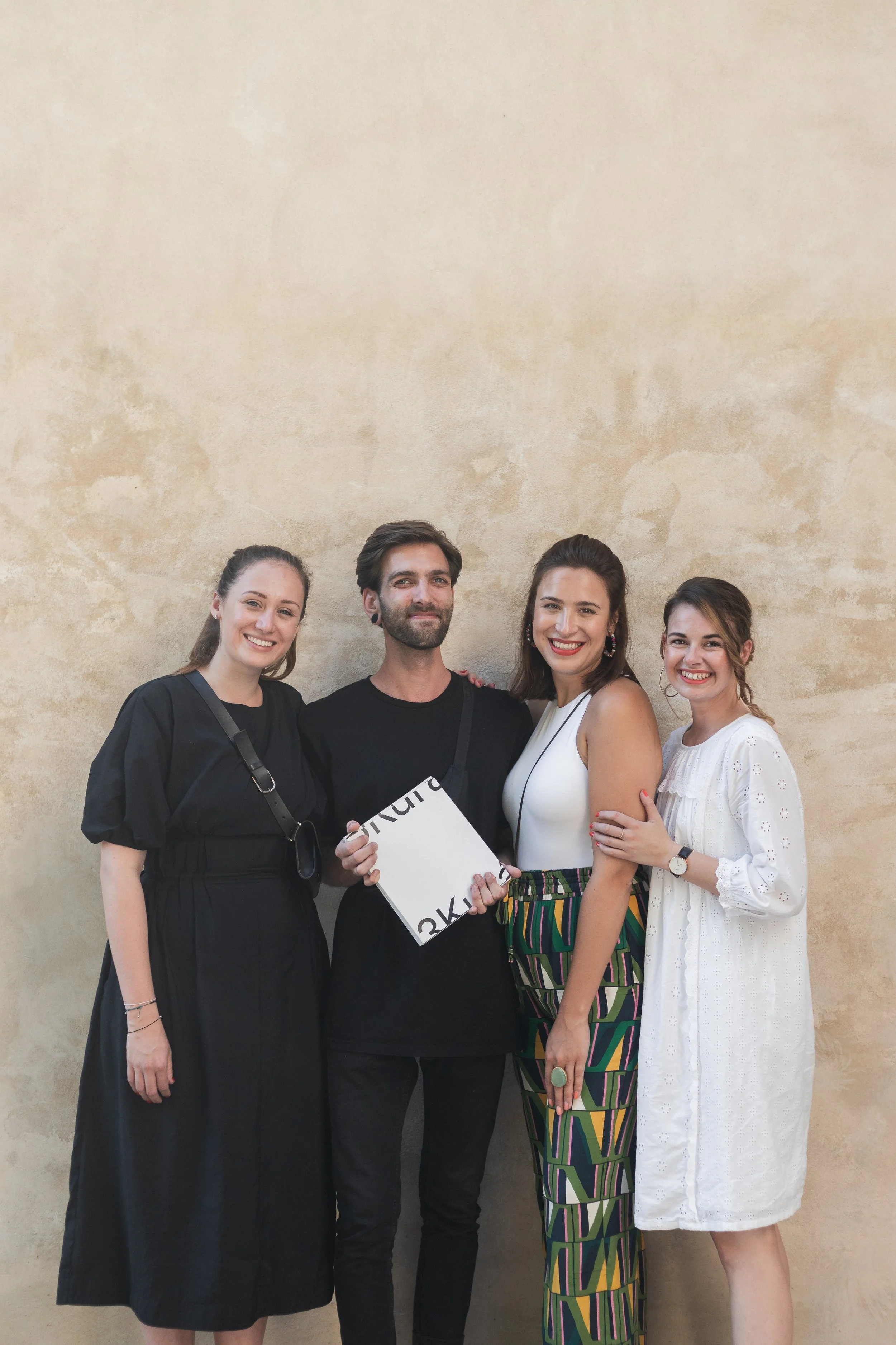 Focení eventu - křtu katalogu projektu 3 Kurátorky v kavárně Anežka v Praze v Anežském klášteře.