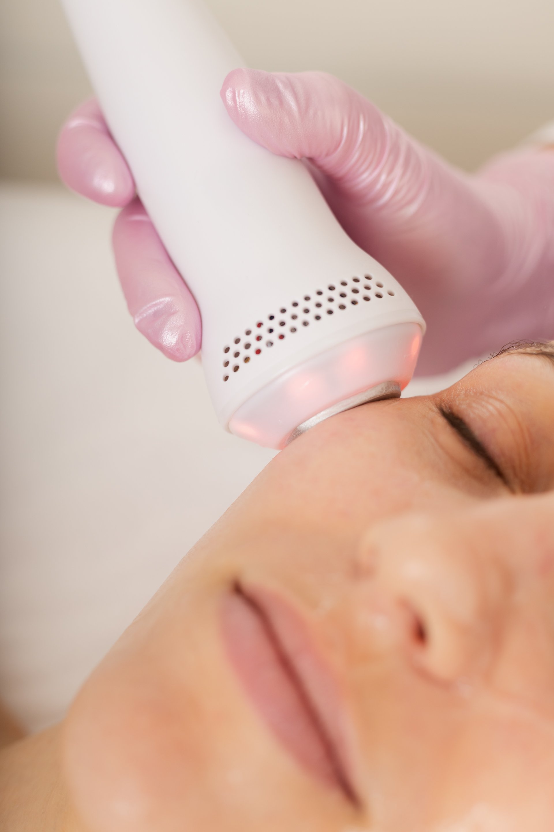 Brandové focení na web a sociální sítě kosmetického salónu Mon reve ve Slaném.