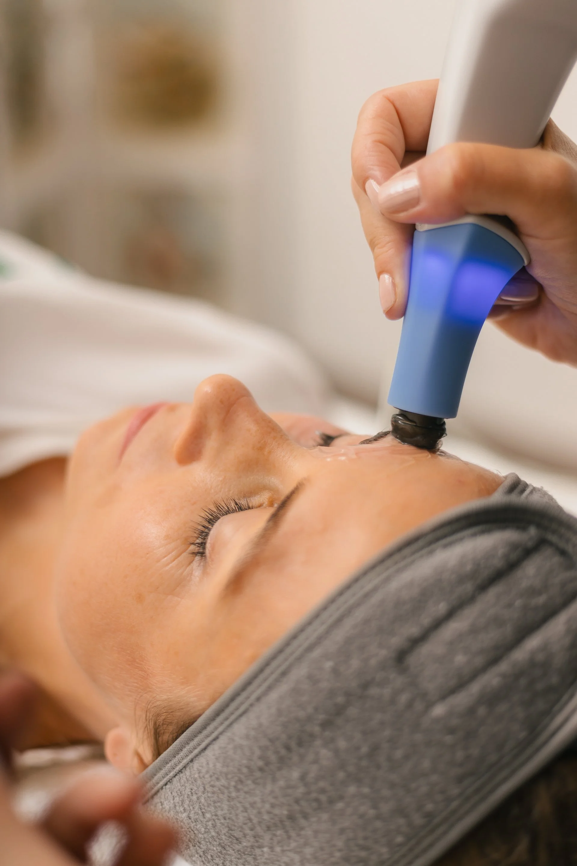 Brandové focení na web a sociální sítě kosmetického salónu Edenio v Praze.