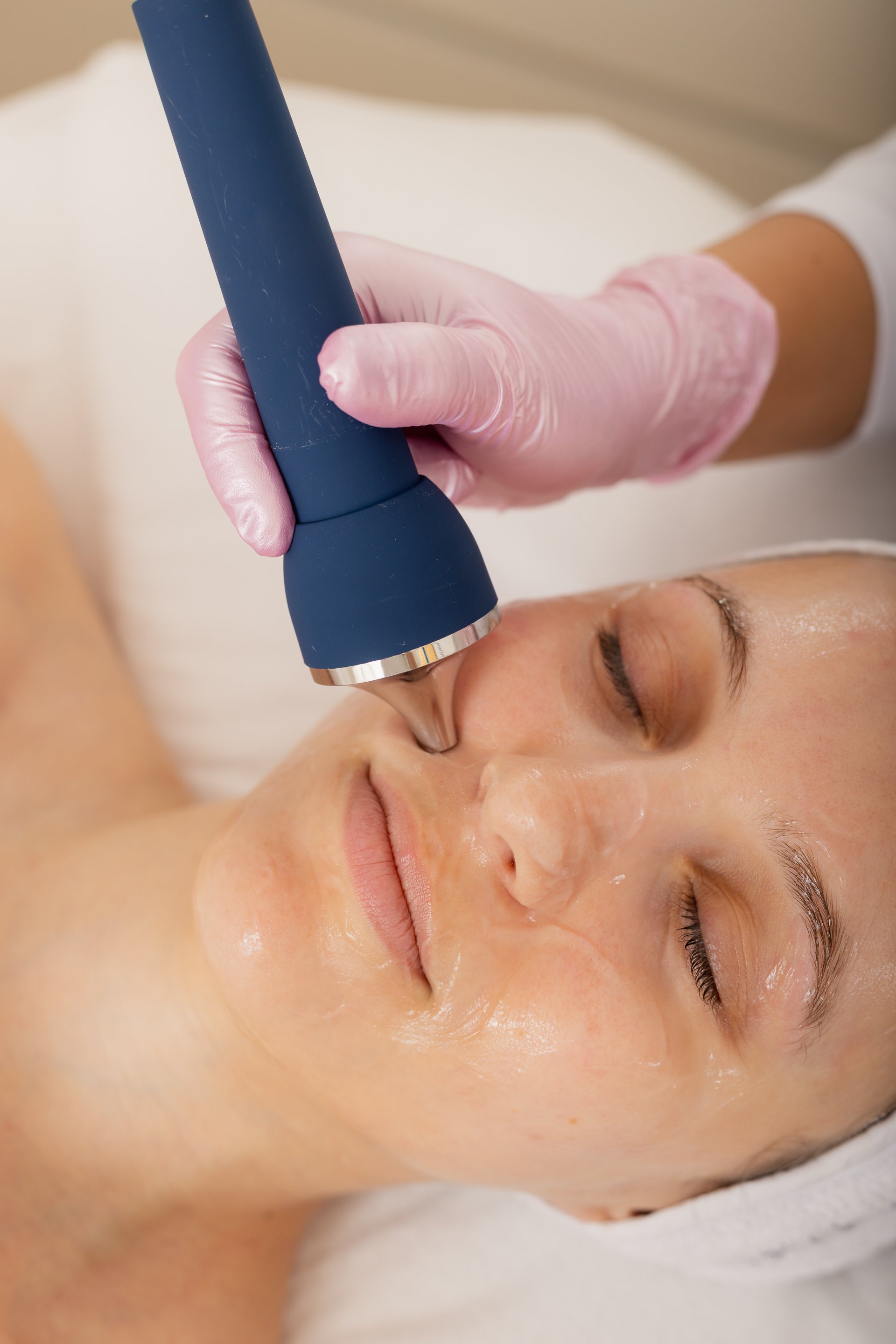 Brandové focení na web a sociální sítě kosmetického salónu Mon reve ve Slaném.