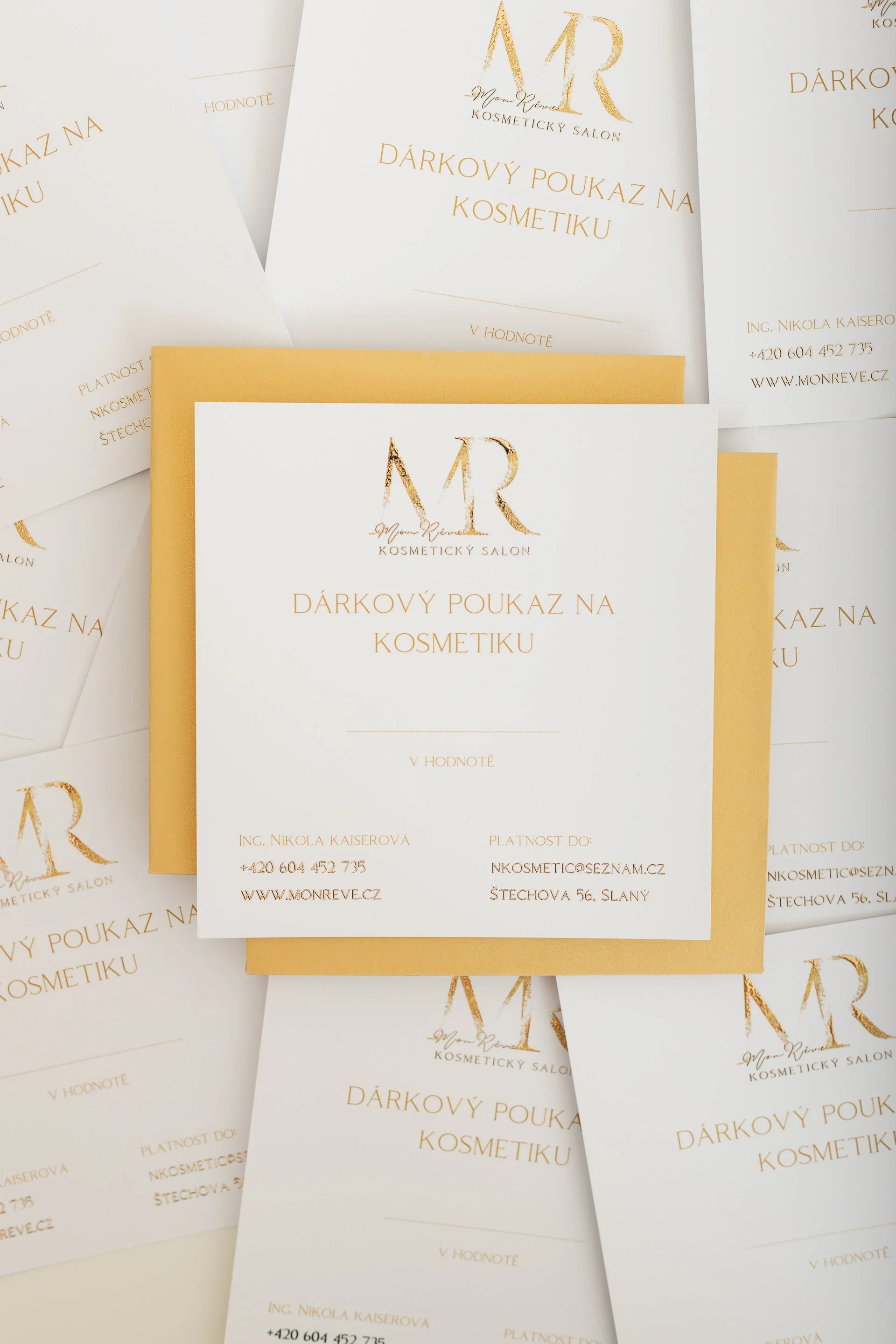 Brandové focení na web a sociální sítě kosmetického salónu Mon reve ve Slaném.