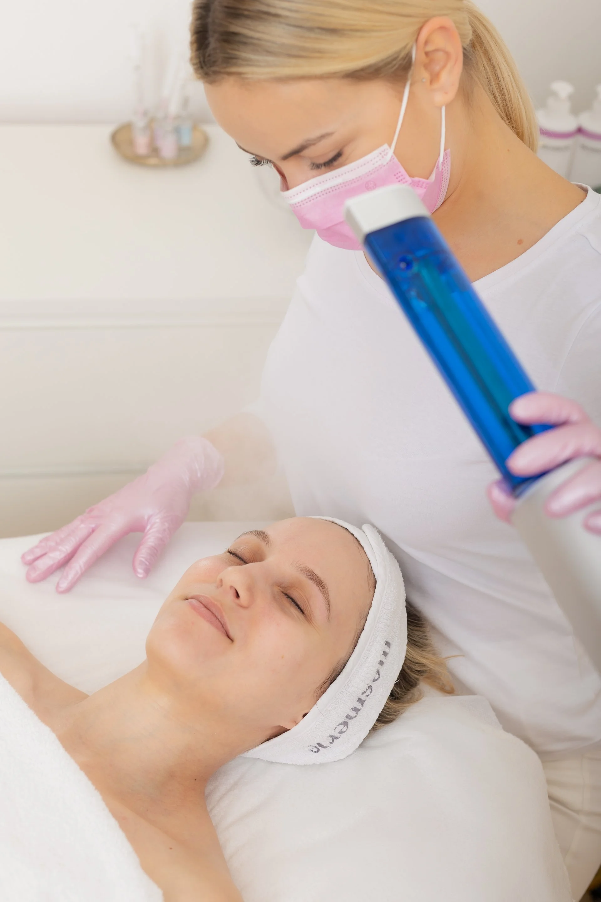 Brandové focení na web a sociální sítě kosmetického salónu Mon reve ve Slaném.