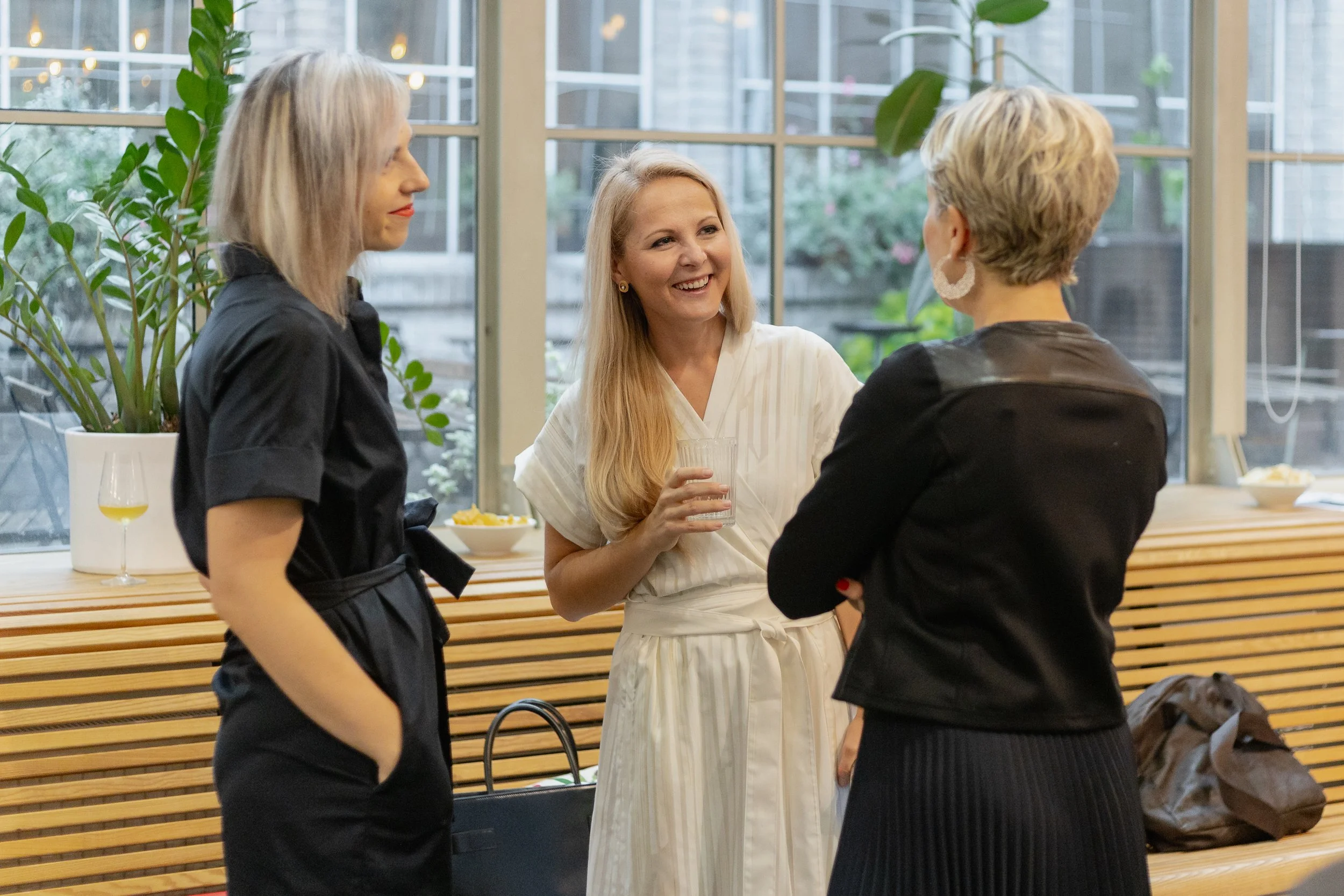 Focení eventu - zahájení vernisáže projektu Opero Art Part Club v Praze.