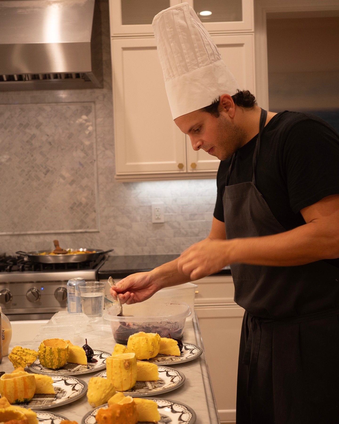 Spooky Season is underway and I&rsquo;m wearing my costume to every event 👨&zwj;🍳

📸 @johndongwook