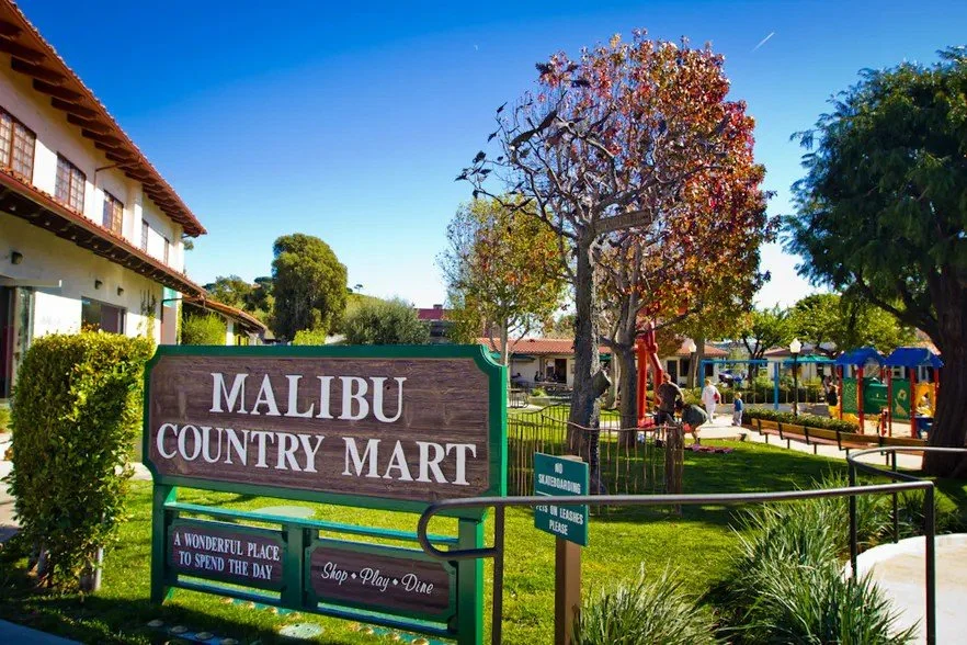 Shopping at Malibu Country Mart and Cross Creek in Malibu