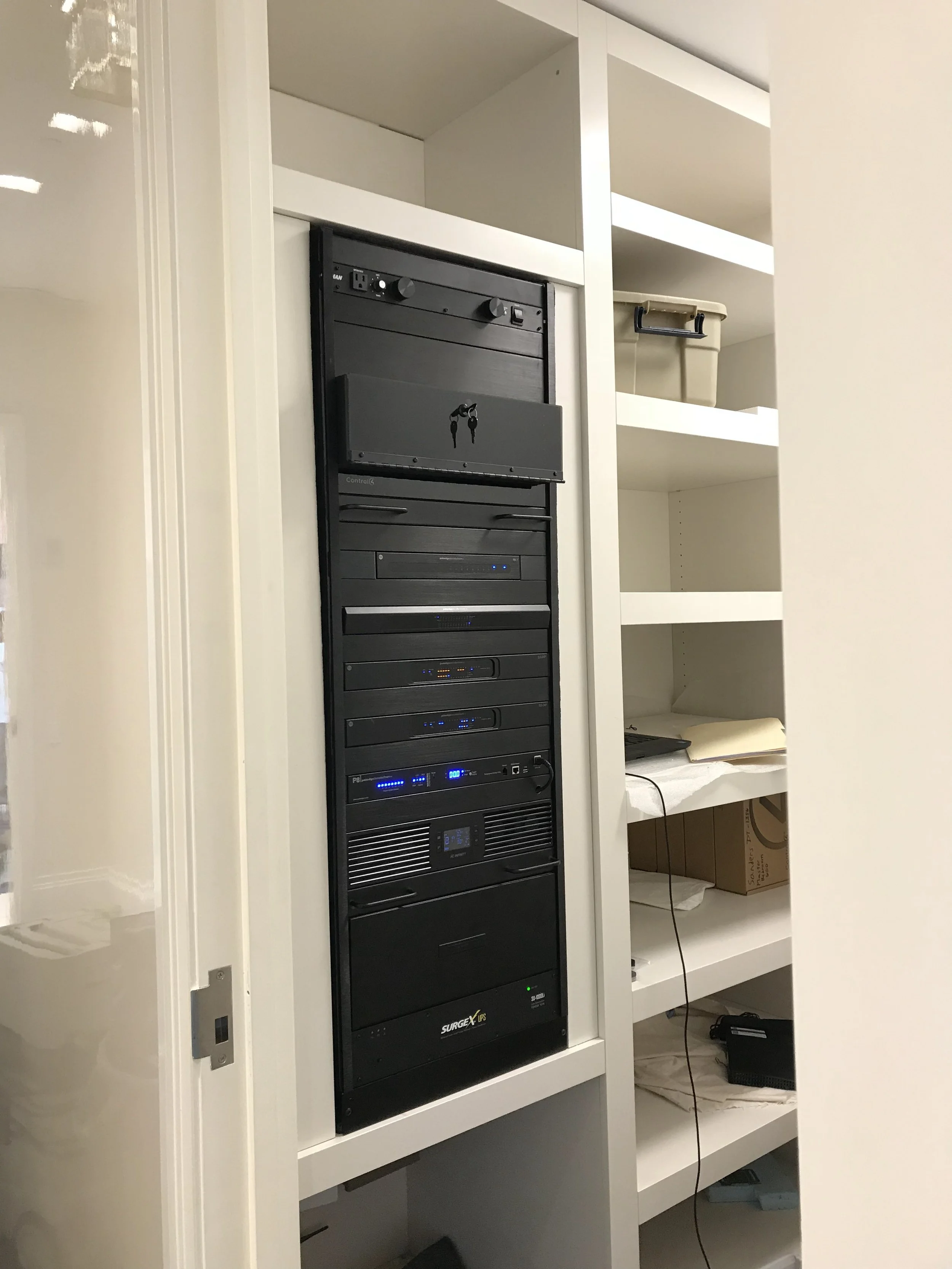432P_IT_Rack.jpg