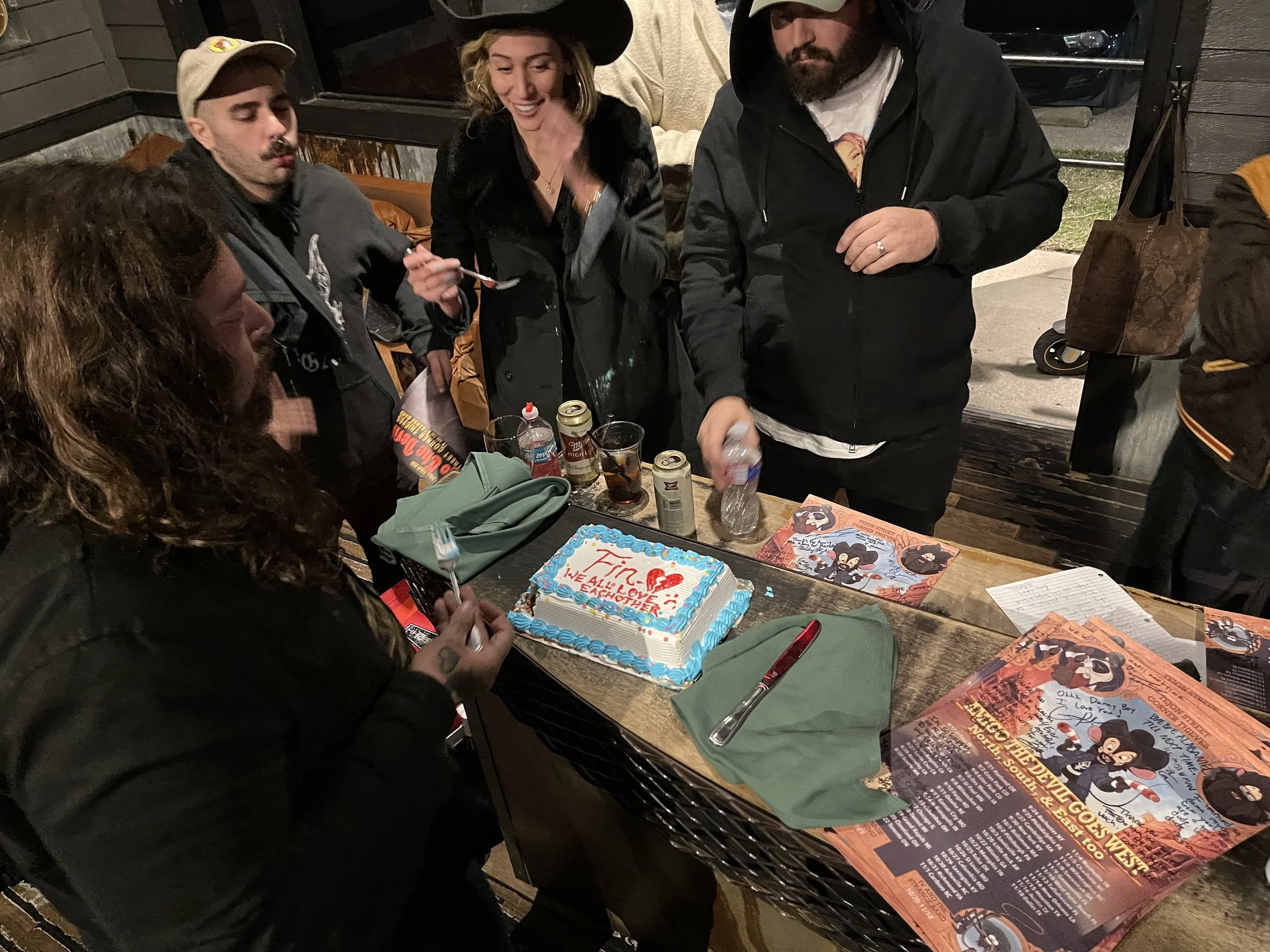 2021-11-19 00.06.02.jpg