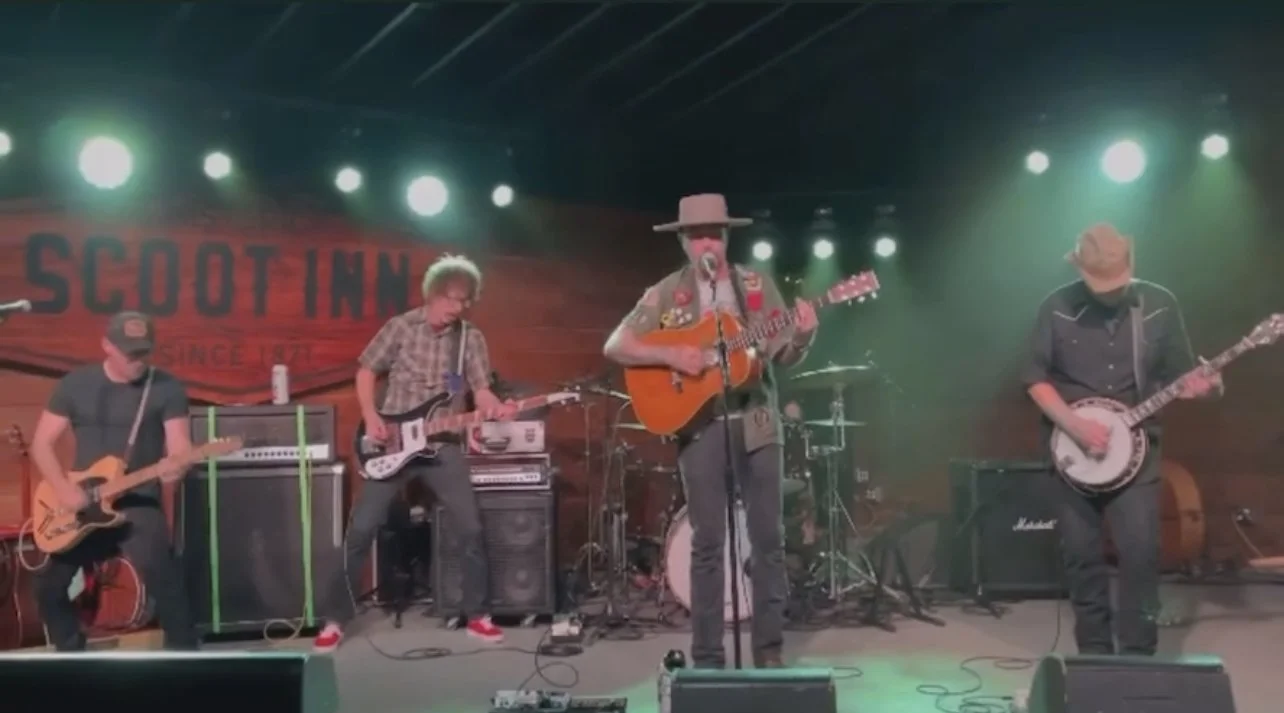 2021-11-17 12.37.04.jpg