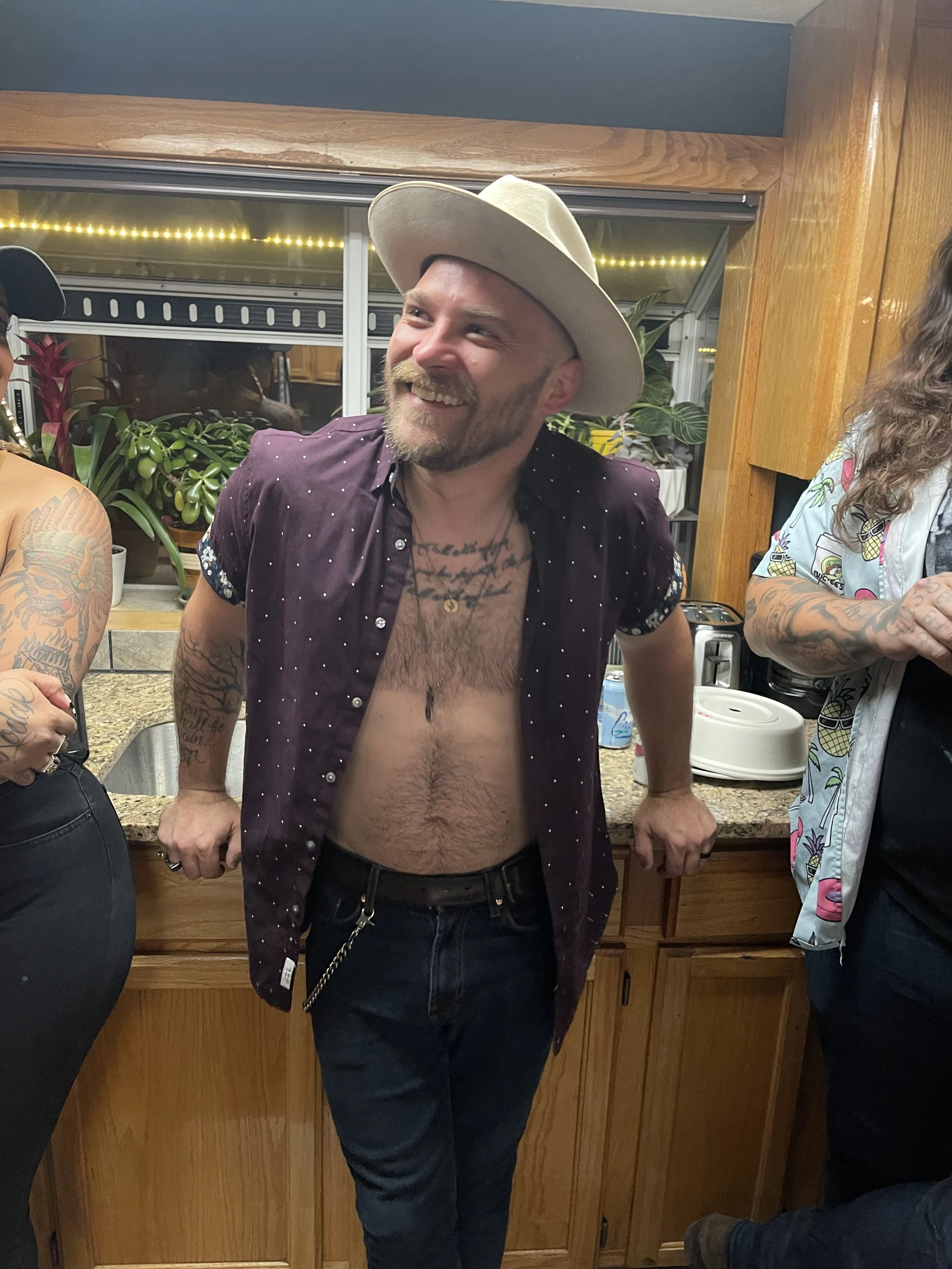 2022-08-28 22.09.04-1.jpg