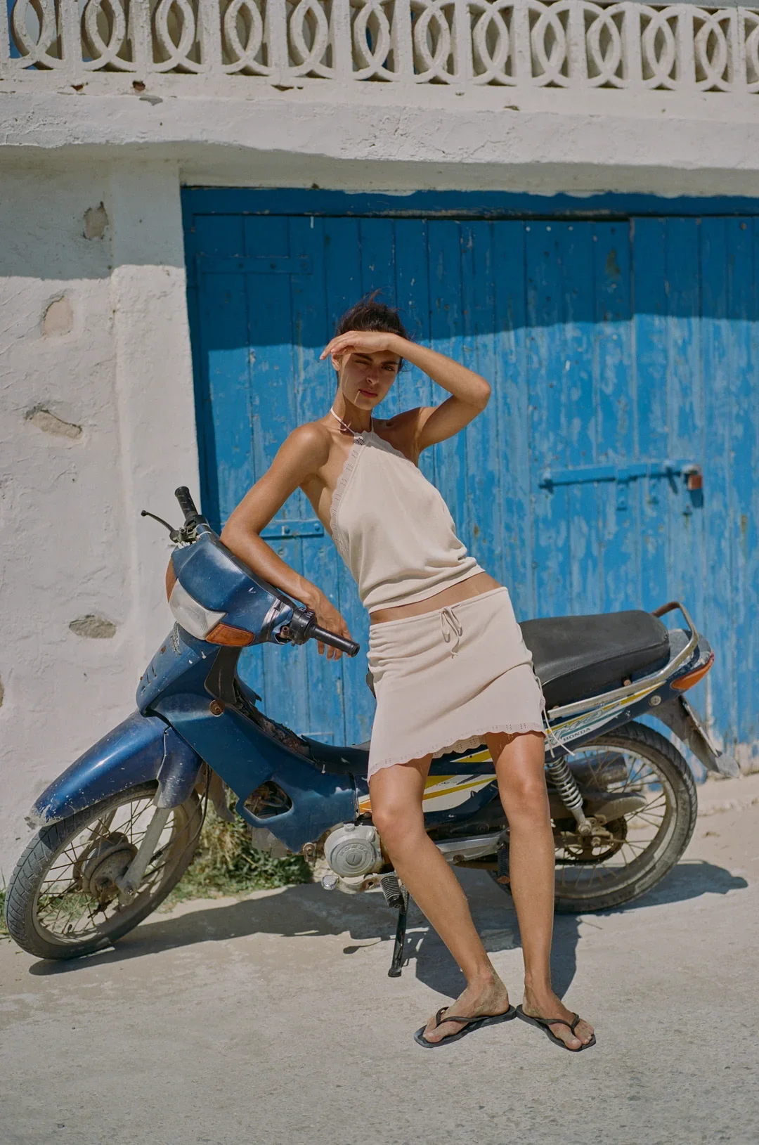 isla-top-beige-with-jean-02-campaign.jpg.webp
