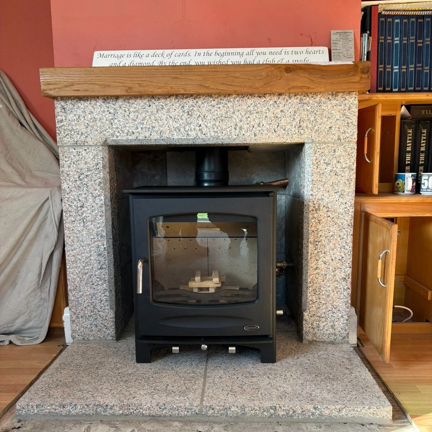 Are you seeking a stove that will work twice as hard to serve your traditional heating set-up? 

The @henleystoves_uk  Sherwood 12 Eco Boiler Stove blends style and performance, delivering the comfort and radiant warmth of a stove to your lounge, snu