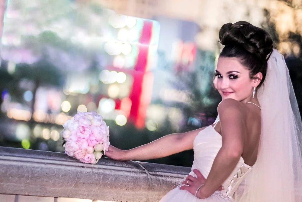 Cover Look Bride Vegas.jpg