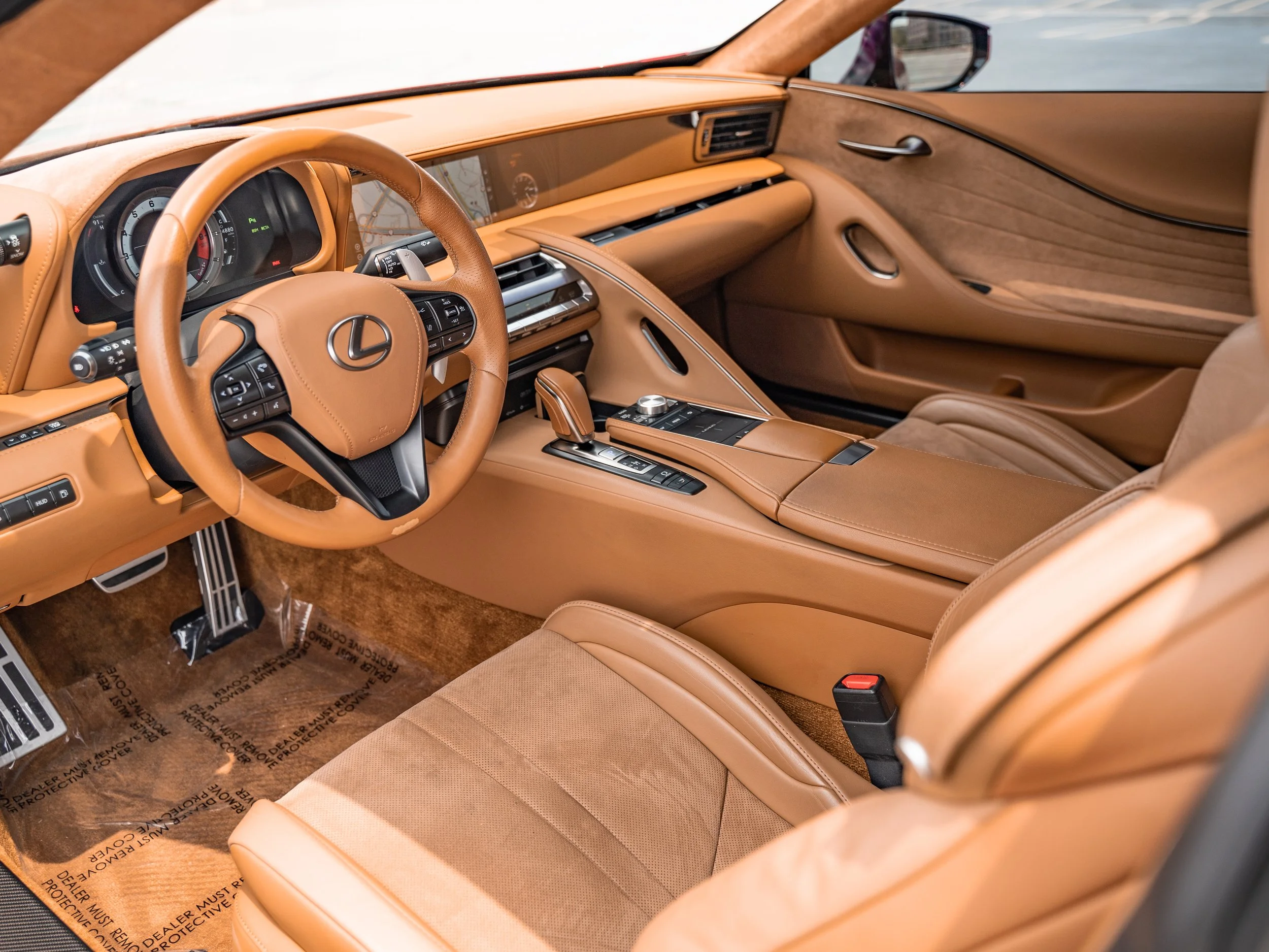 LEXUS-8.JPG