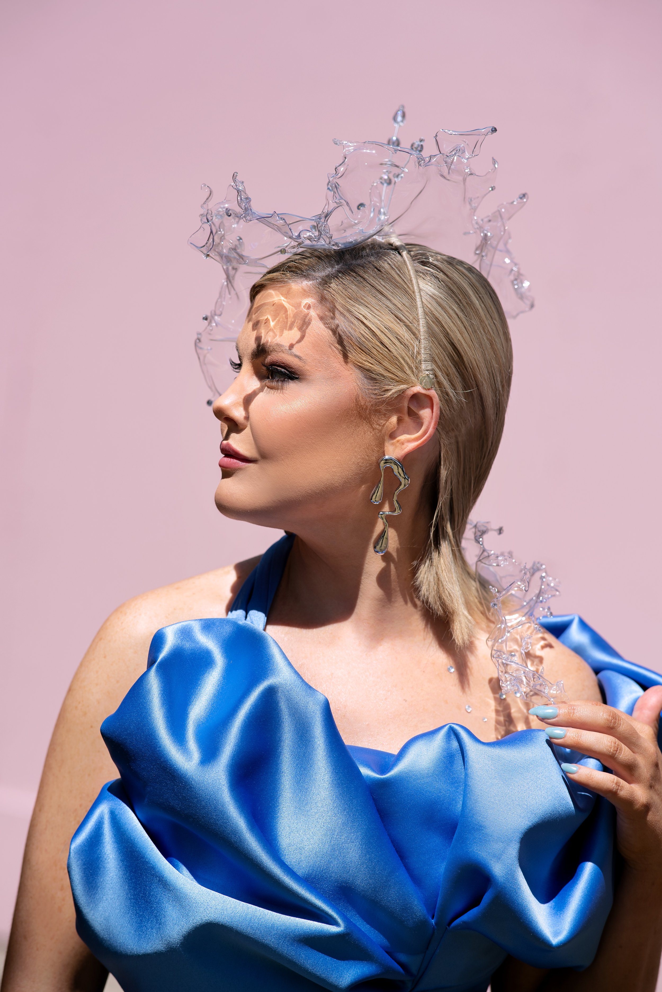 Peri's Splash, Custom millinery