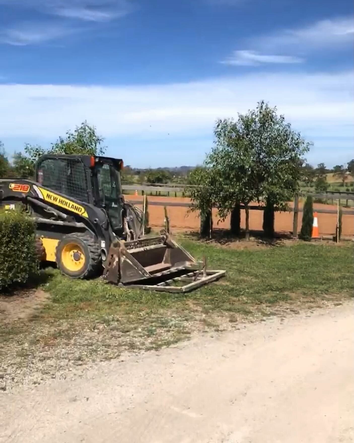 Our Bobcat is sitting pretty ready for jobs big or small. 

Contact us today for a quote! 

#excavation #construction #excavator #heavyequipment #earthmoving #constructionequipment #demolition #heavymachinery #caterpillar #excavators #heavyequipmentn
