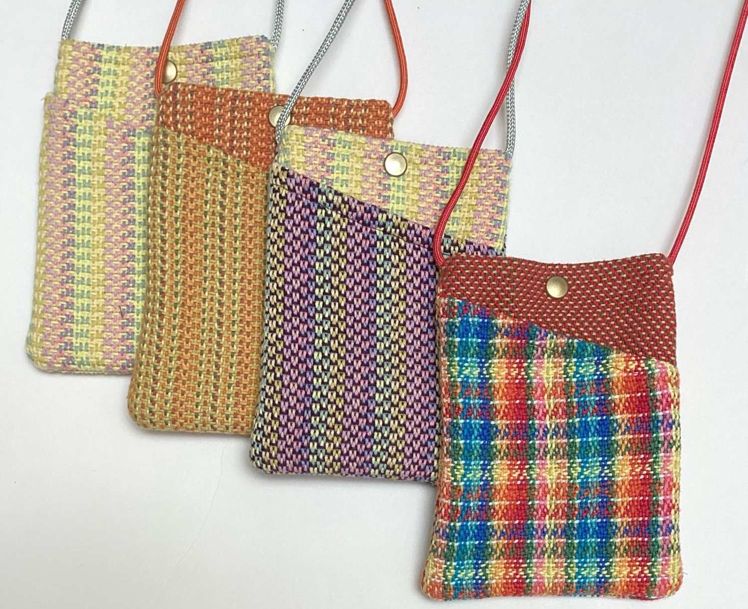 PhonePurseyellow to orange.PNG