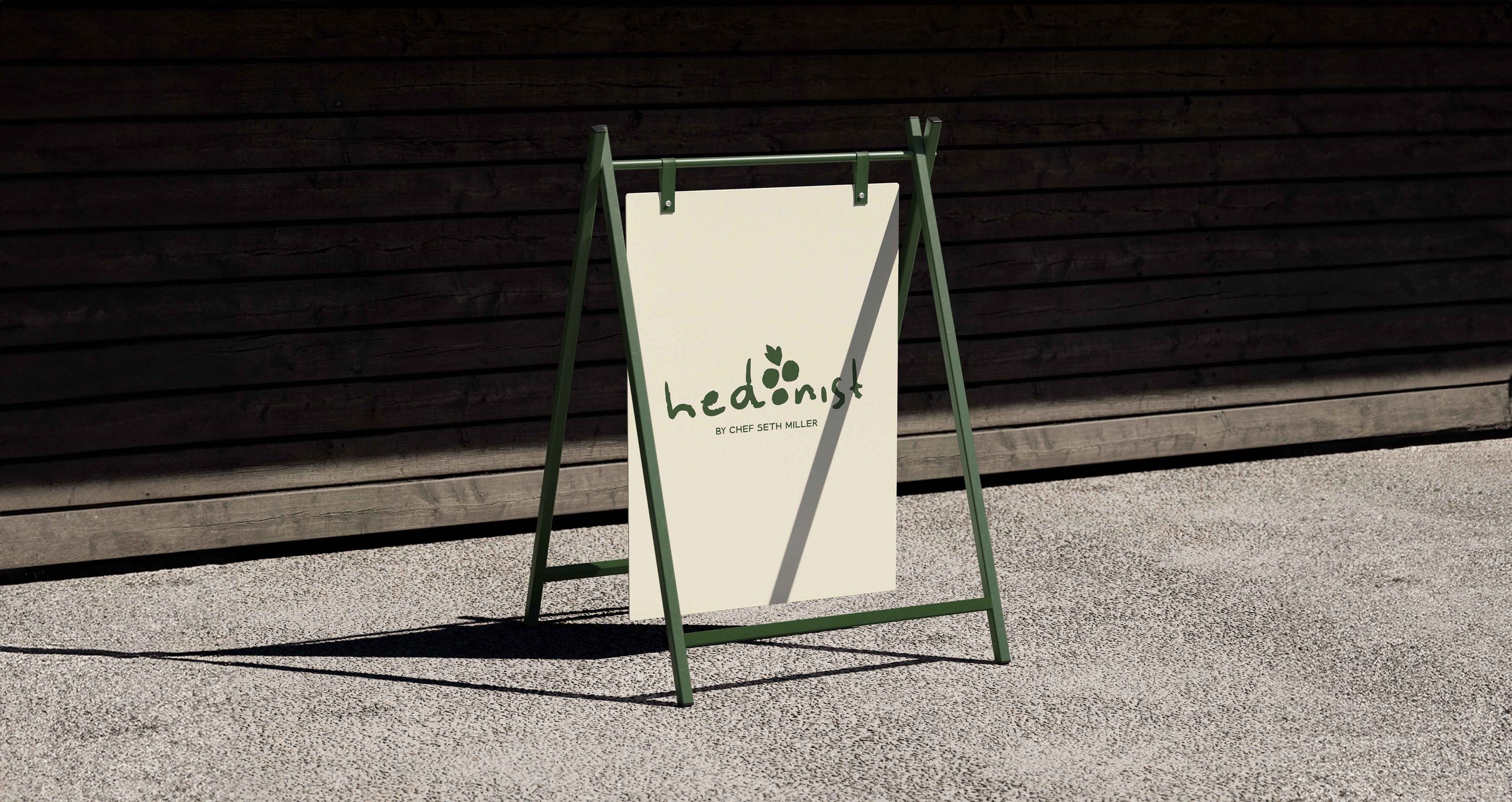 stand-mockup.jpg