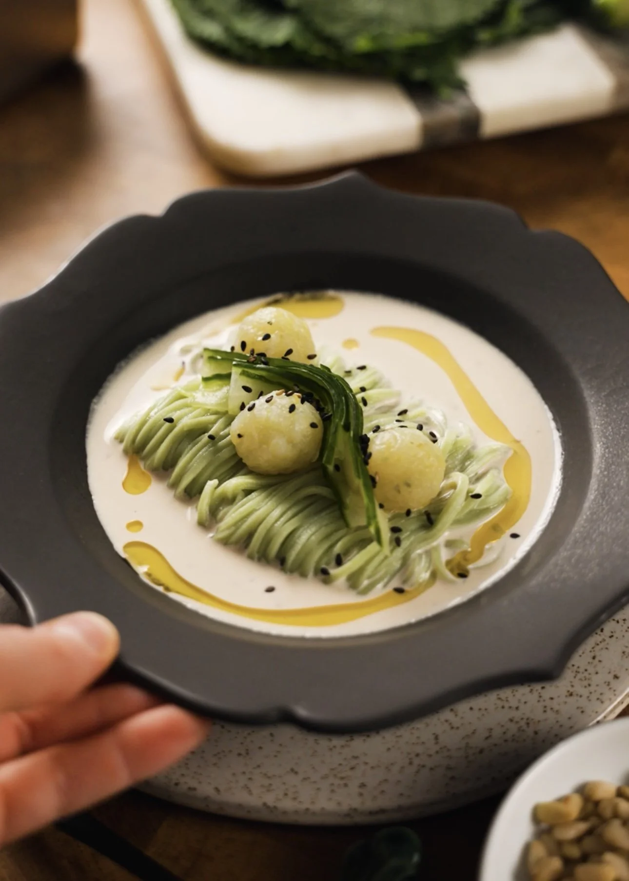 Pine Nut Noodles (Jat-guksu)