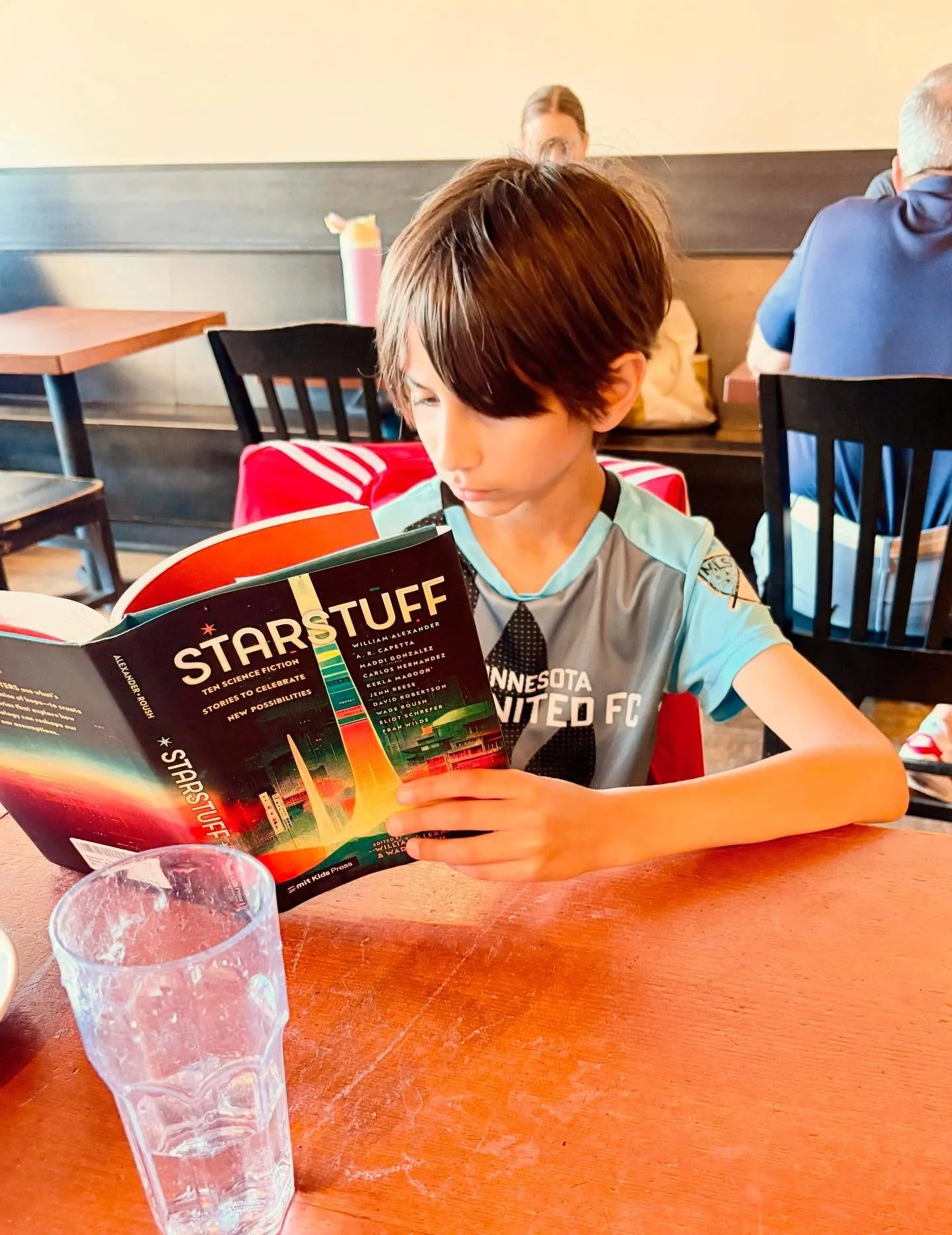 Perfect afternoon. Reading date at @rusticabakery with the kiddos. ❤️📚❤️📚

#summerreading