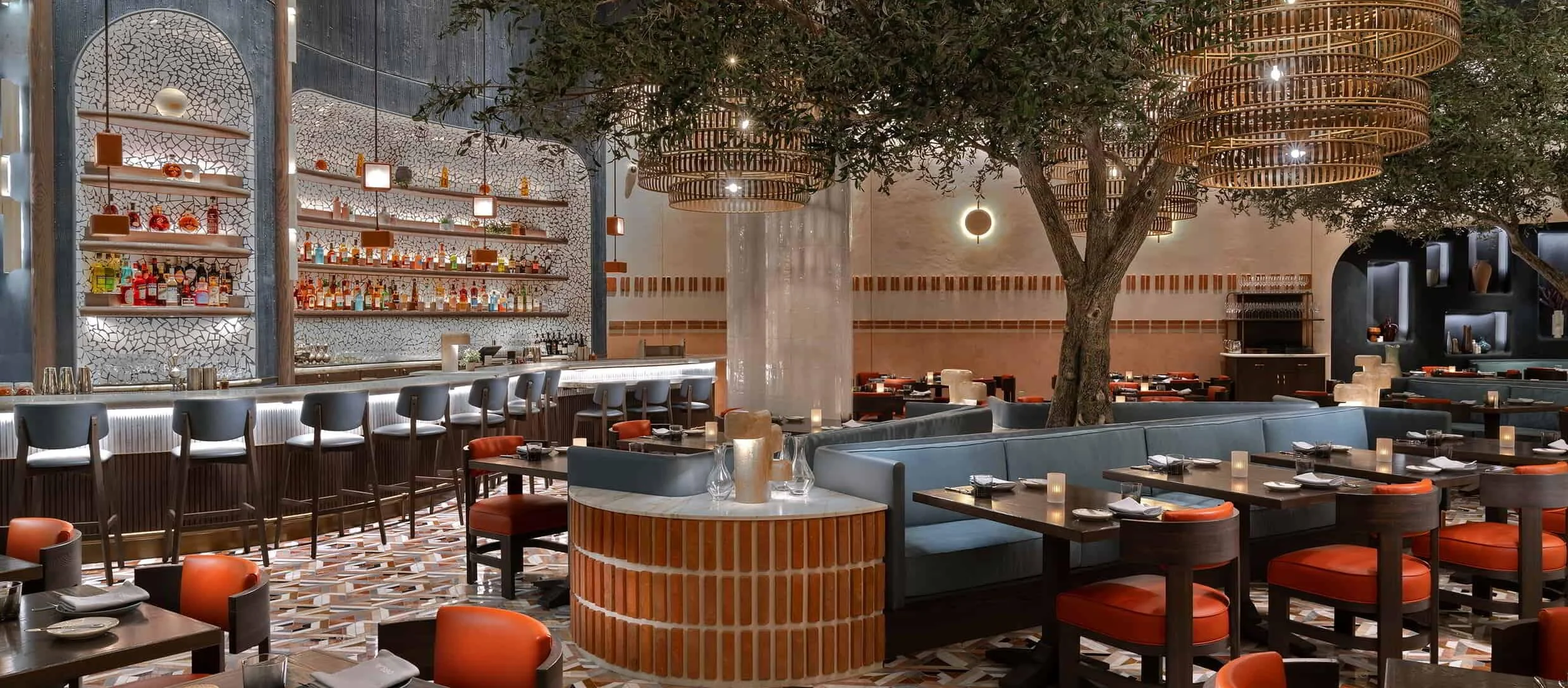 mandalay-bay-dining-orla-dining-room-seating.jpg.image.2480.1088.high.jpg