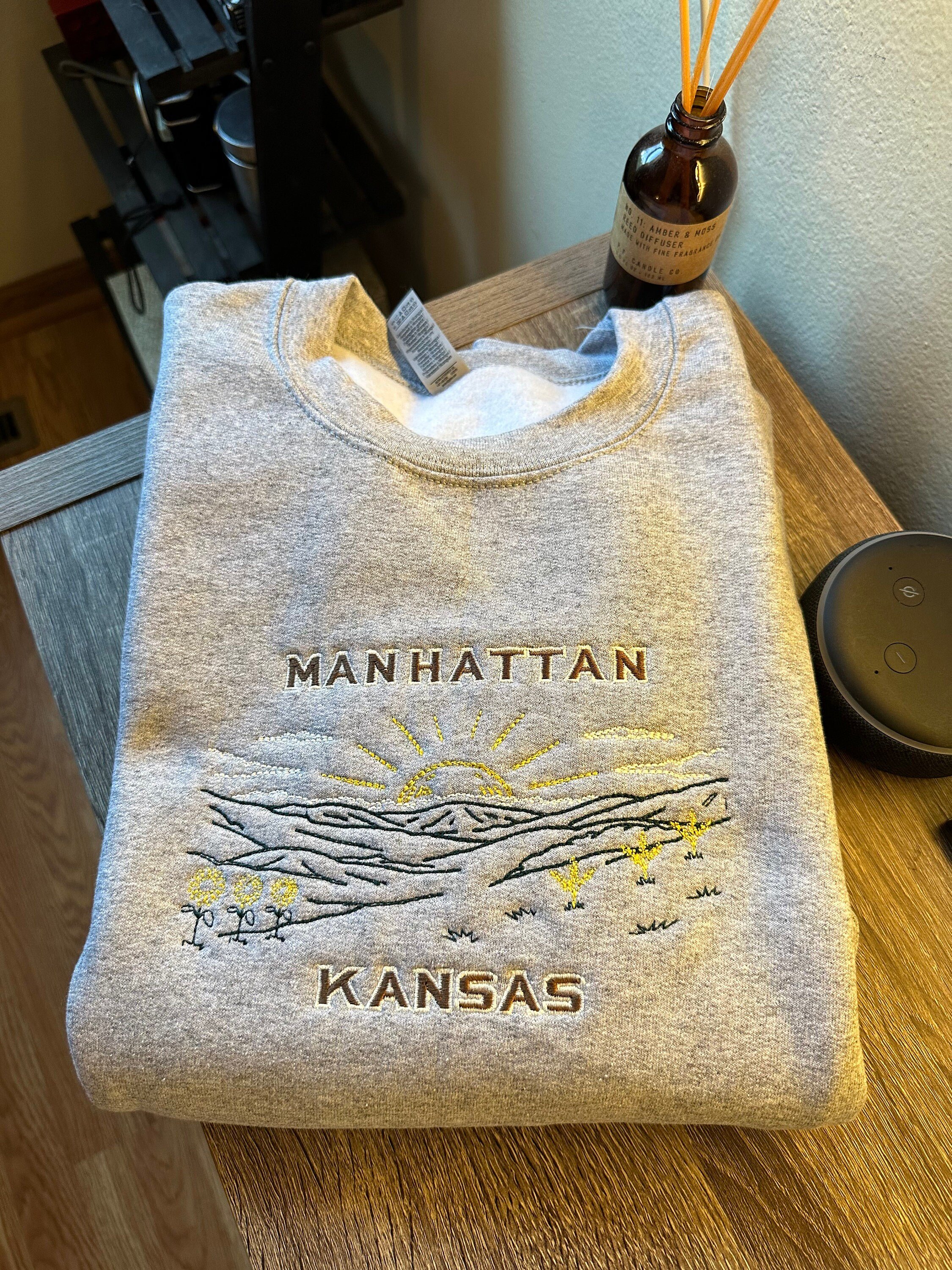 https://i.etsystatic.com/41493175/r/il/c268ea/5562373057/il_fullxfull.5562373057_mos0.jpg