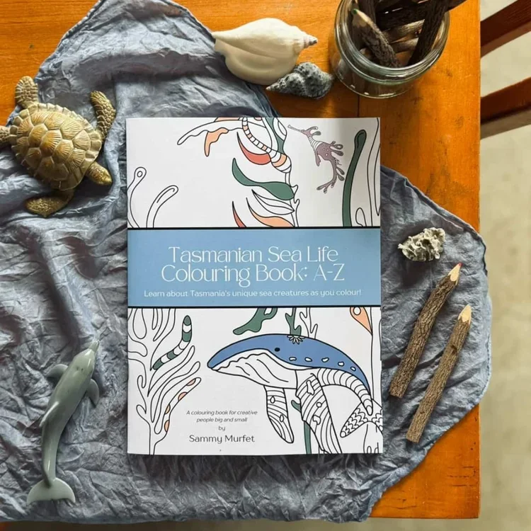 (Travel Size) Tasmanian Sea Life Colouring Book: A-Z