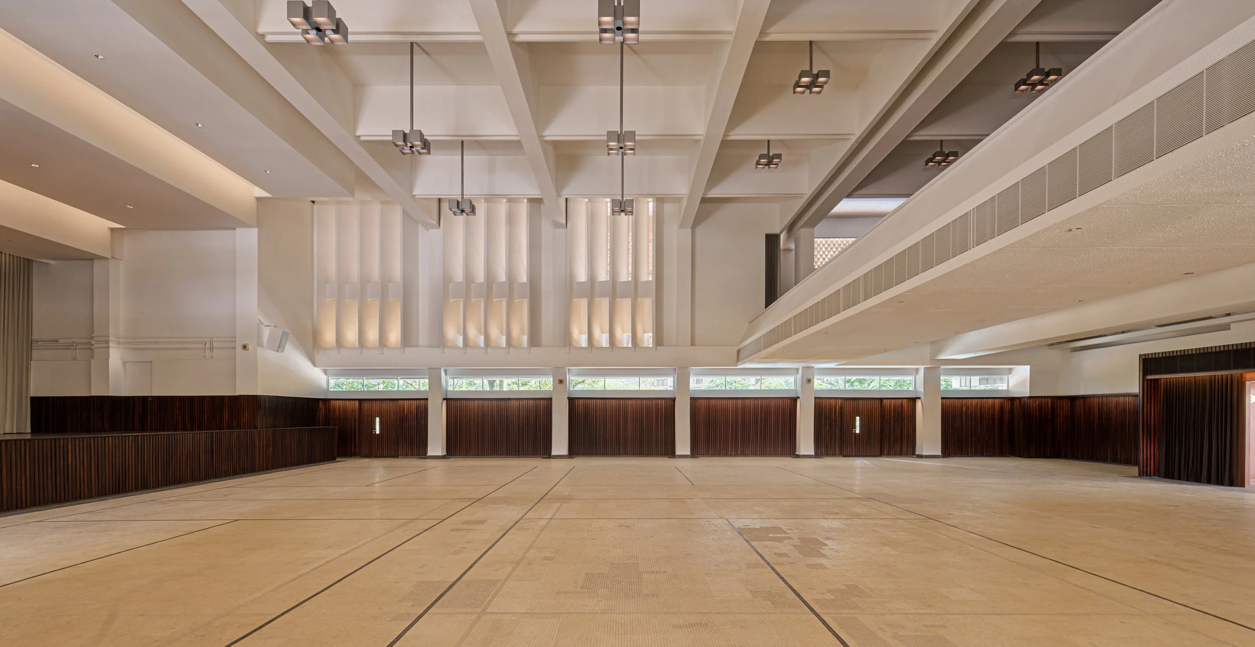 NB Hall 272-edit.jpg