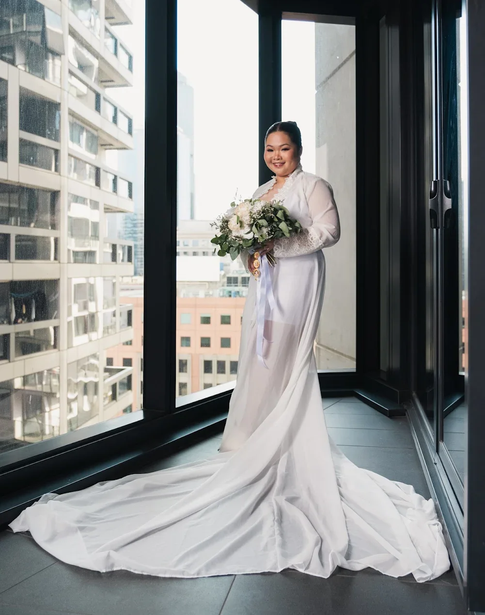 © Bride: Celline Gulle - Atienza