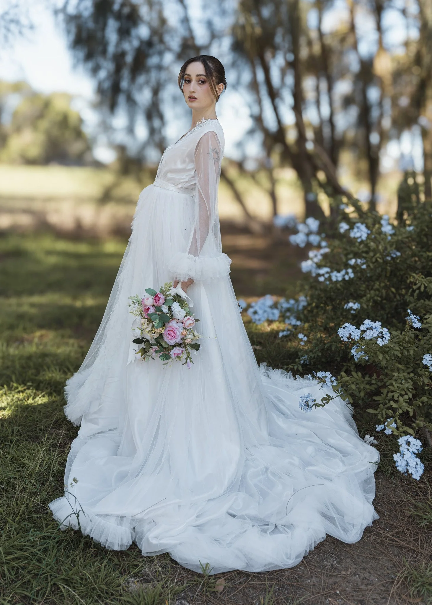 Noirelle Elegant Bridal Robe