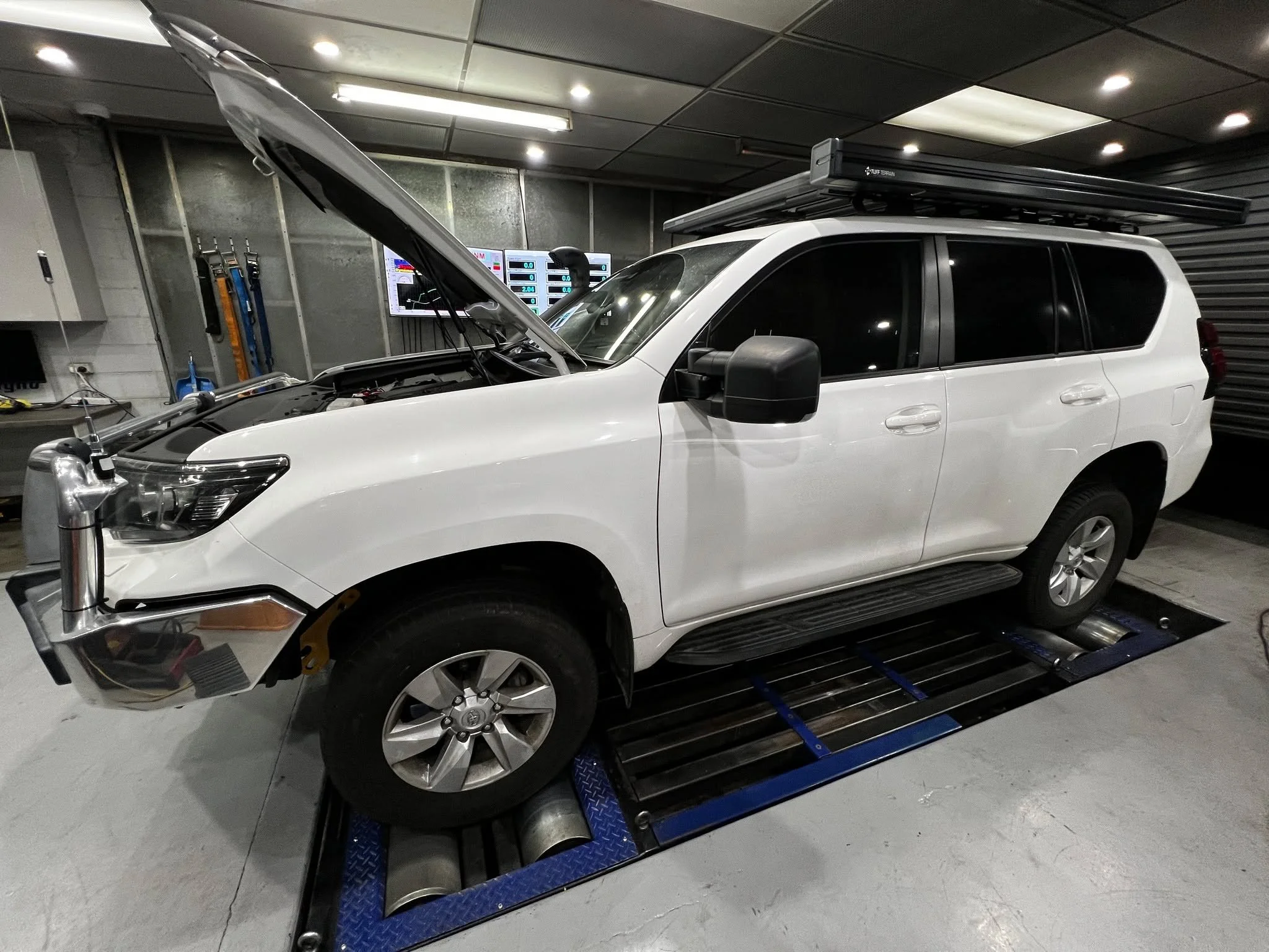 This Prado threw us a curve ball but got it all sorted in the end. Rail pressure not reaching commanded pressure and it was a curly fix. Now producing a healthy 144kw at all 4 wheels, this absolute LEGEND of a customer can now enjoy the new found rel